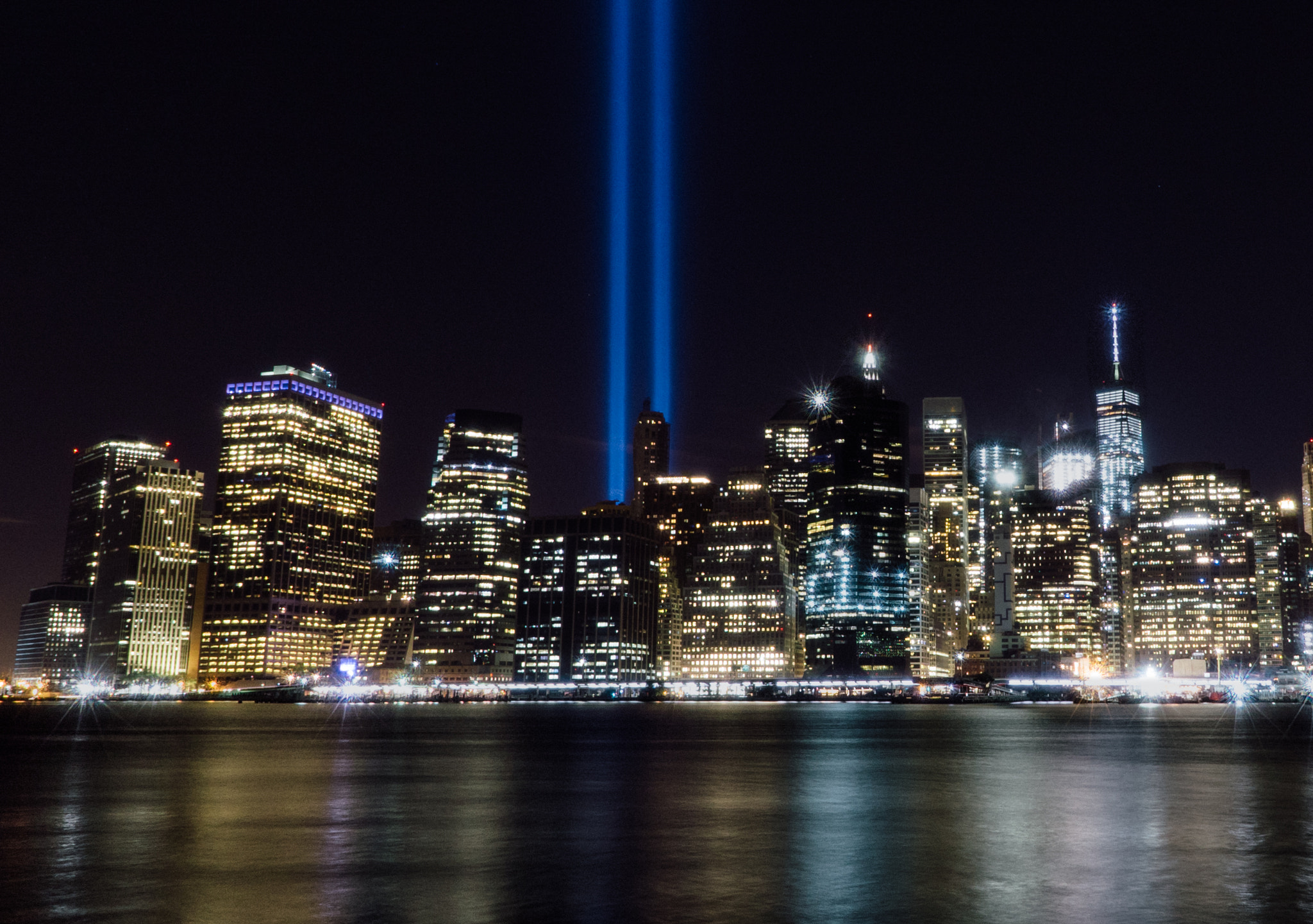 Sony a7S II + Sony Vario Tessar T* FE 24-70mm F4 ZA OSS sample photo. Tribute in light photography