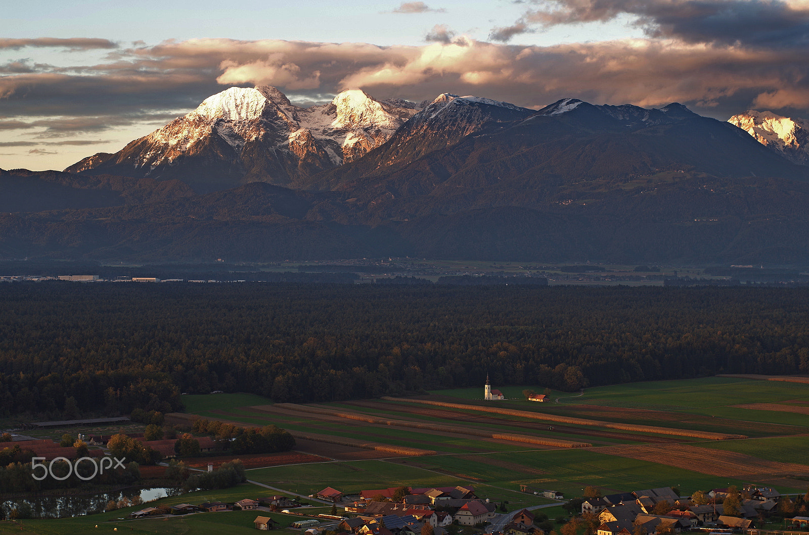 Pentax smc FA 50mm F1.4 sample photo. First snow in the mountains photography