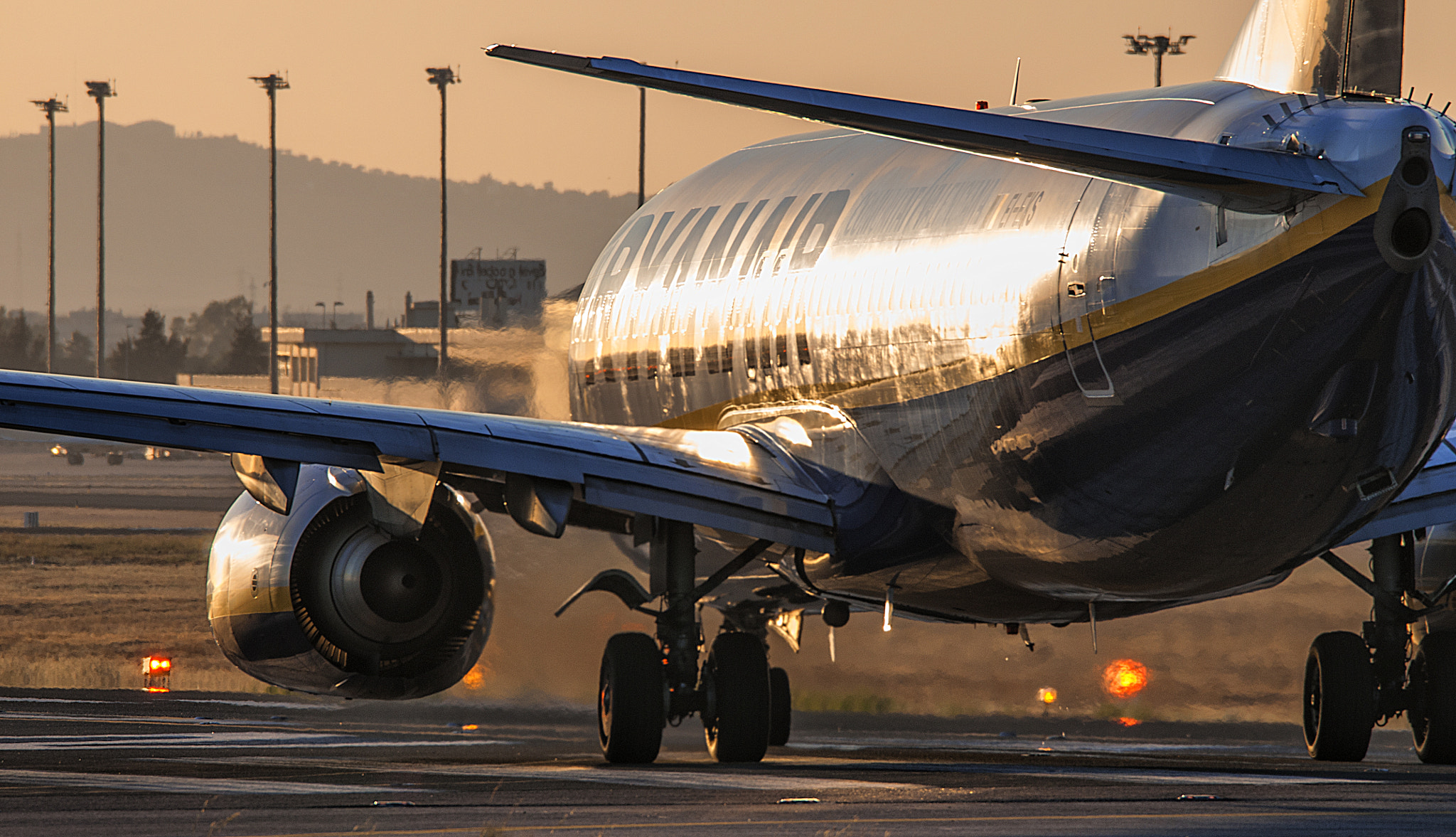 Sigma 150-600mm F5-6.3 DG OS HSM | C sample photo. Take off at sunset photography