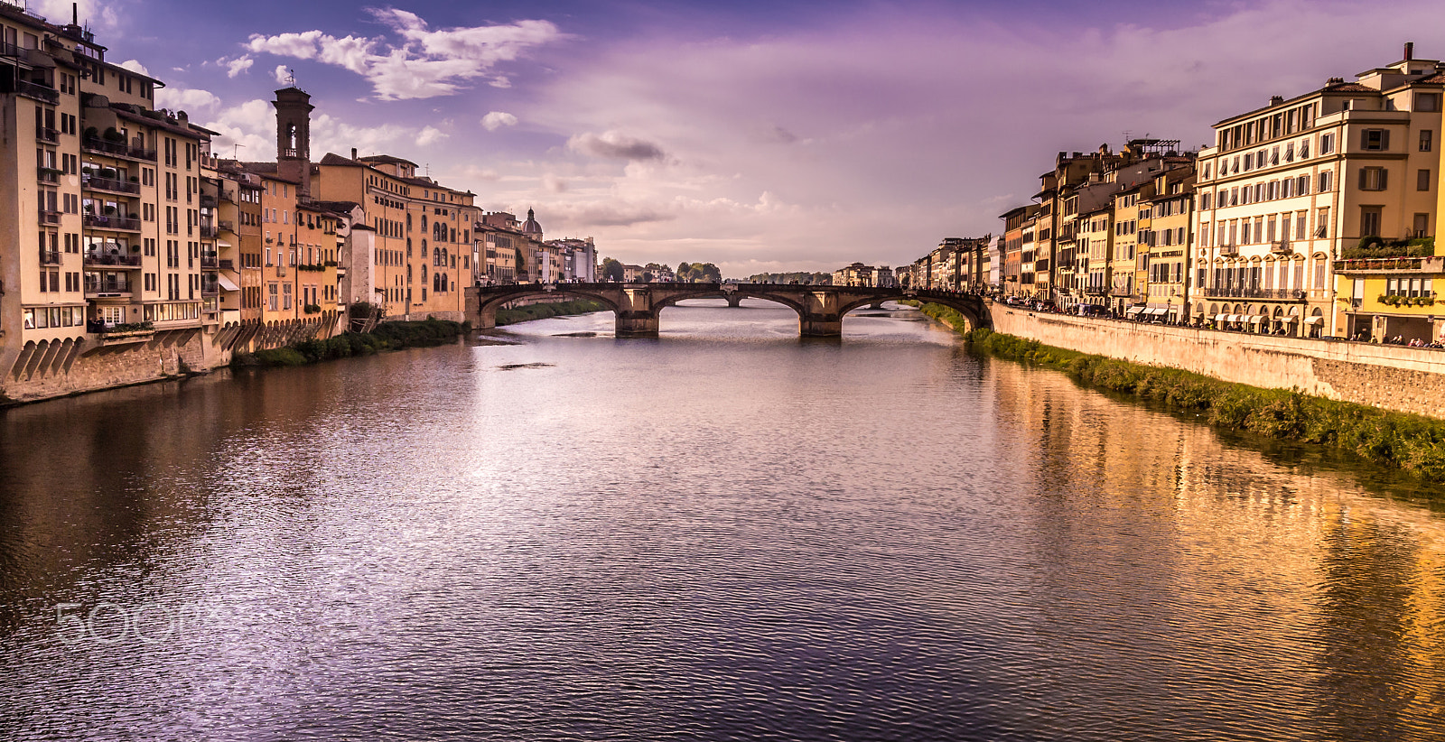 Sigma 17-70mm F2.8-4 DC Macro OS HSM sample photo. An evening at ponte vecchio,florence,italy photography