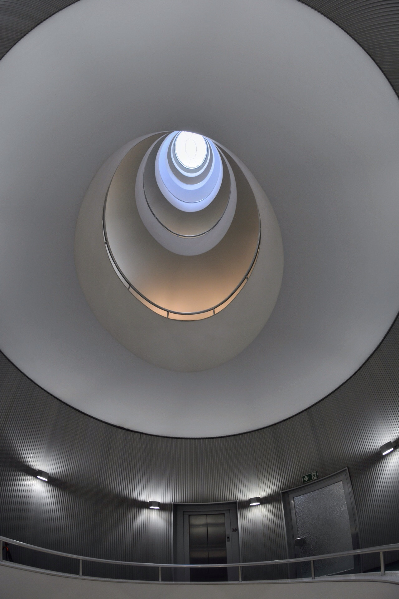 Nikon AF DX Fisheye-Nikkor 10.5mm F2.8G ED sample photo. Open air  photography