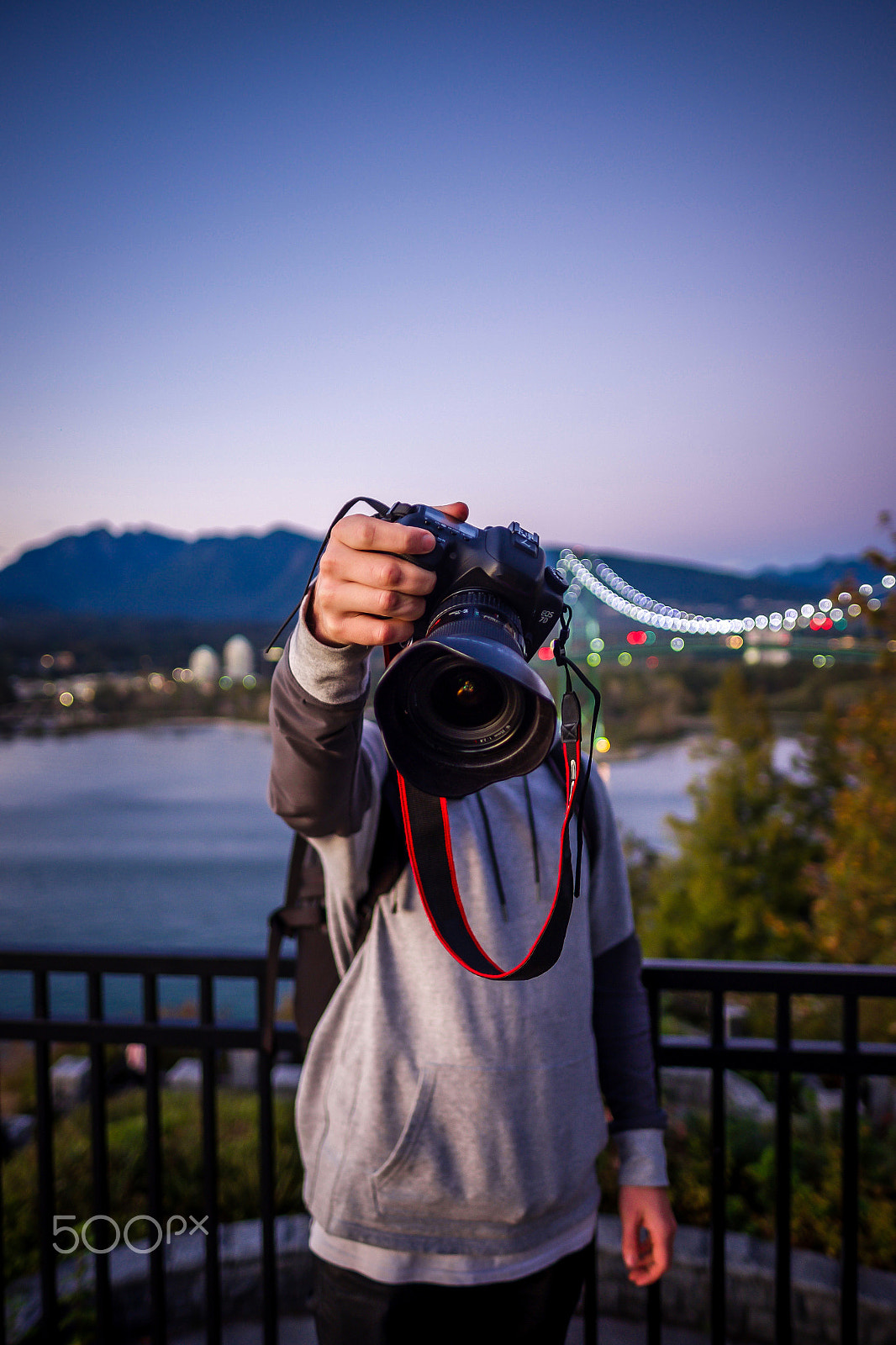 Fujifilm X-T10 + Fujifilm XF 16mm F1.4 R WR sample photo. Photographer anonymous photography