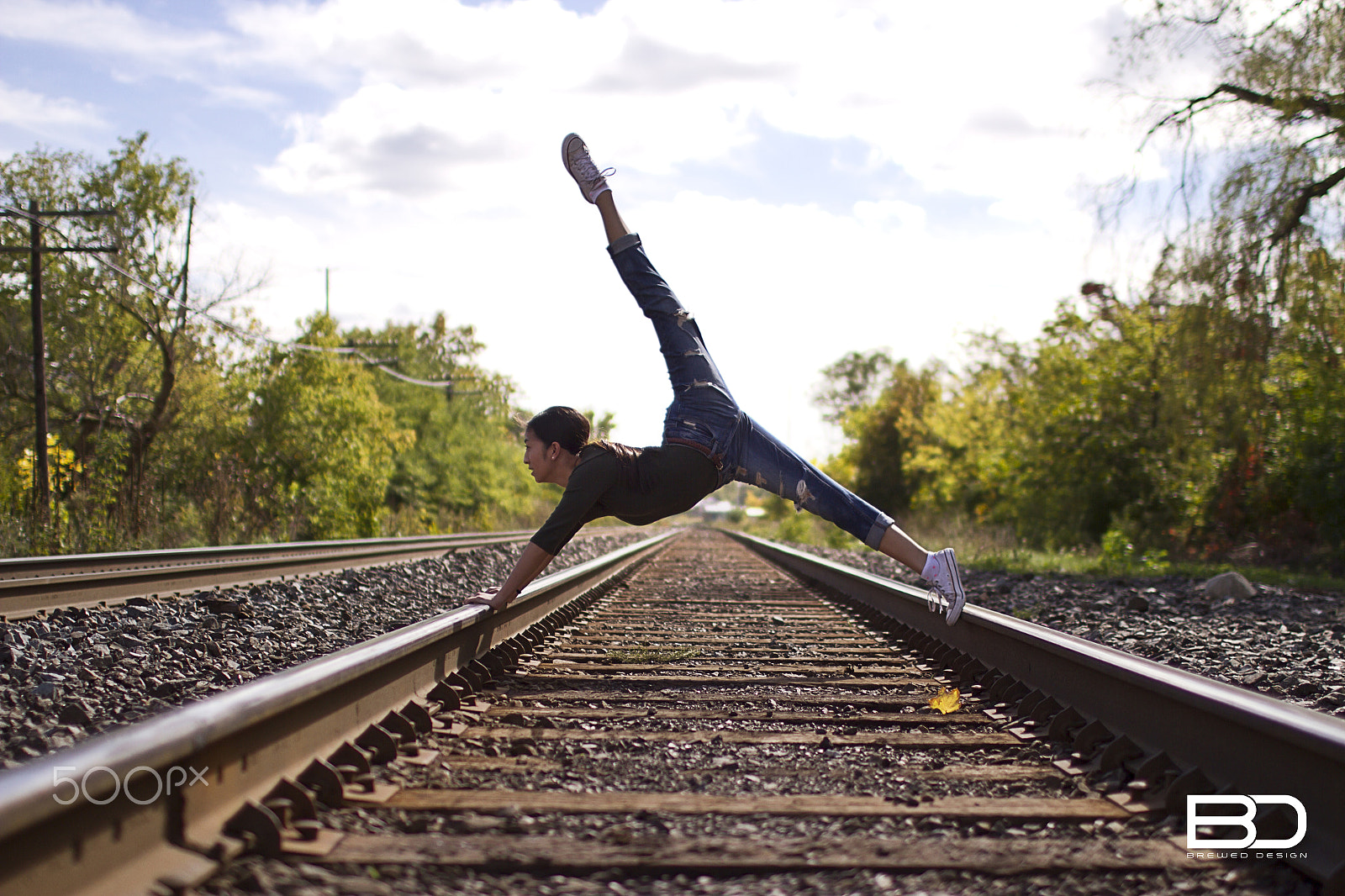 Canon EOS 7D + Canon EF 35mm F1.4L USM sample photo. She makes everything graceful photography