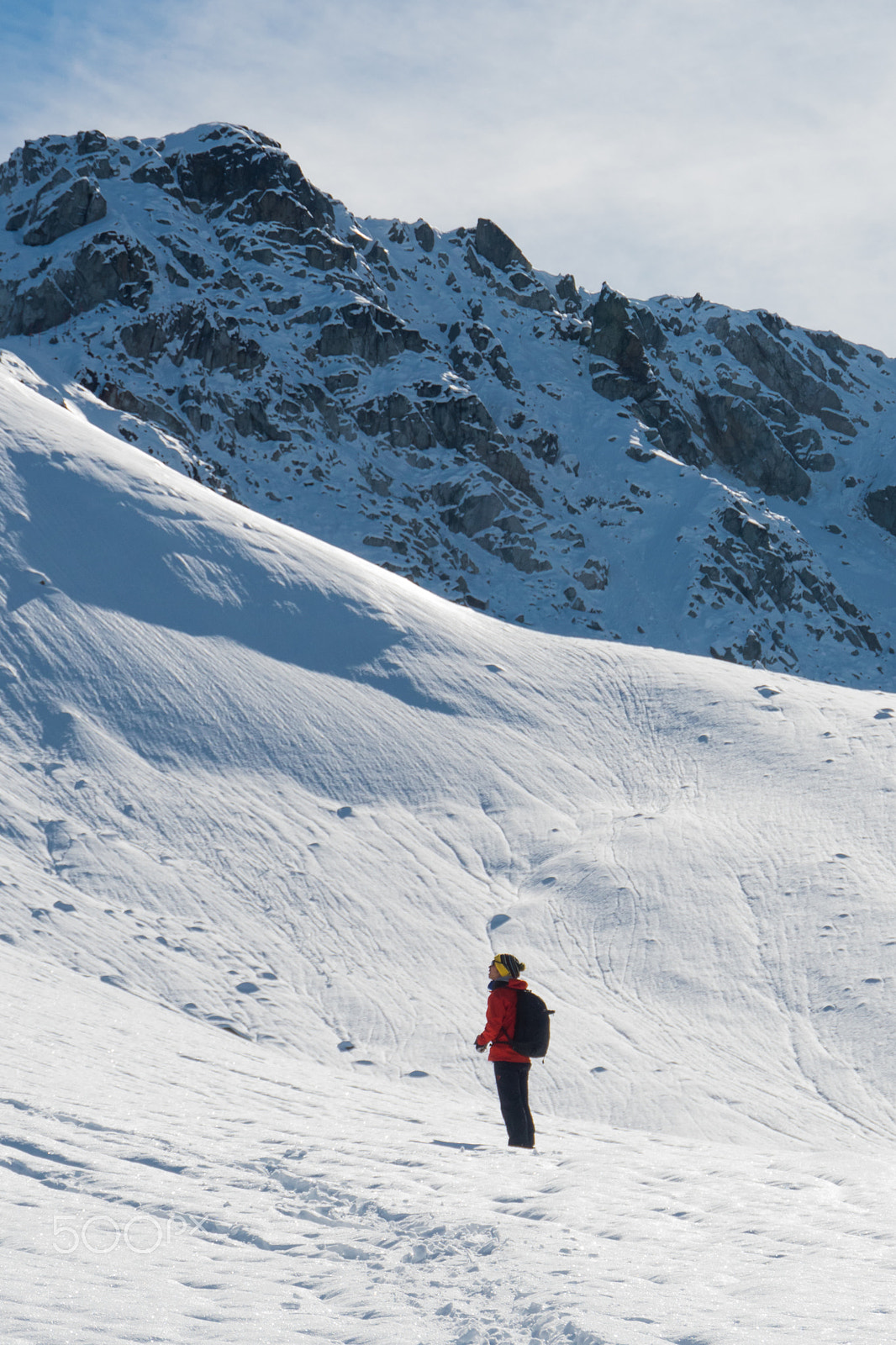 Panasonic Lumix DMC-GH4 sample photo. Guide contemplating the snow photography