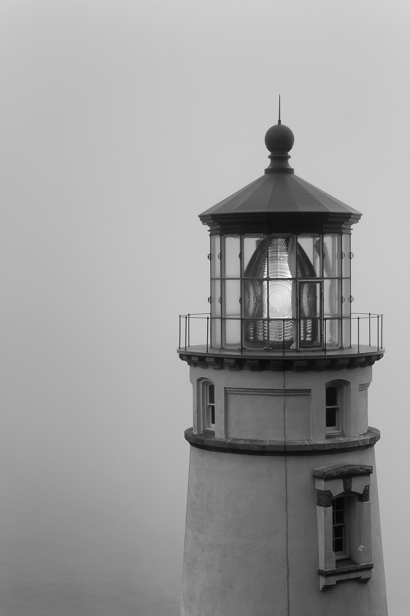 Canon EF-S 18-55mm F3.5-5.6 II sample photo. Heceta head lighthouse photography