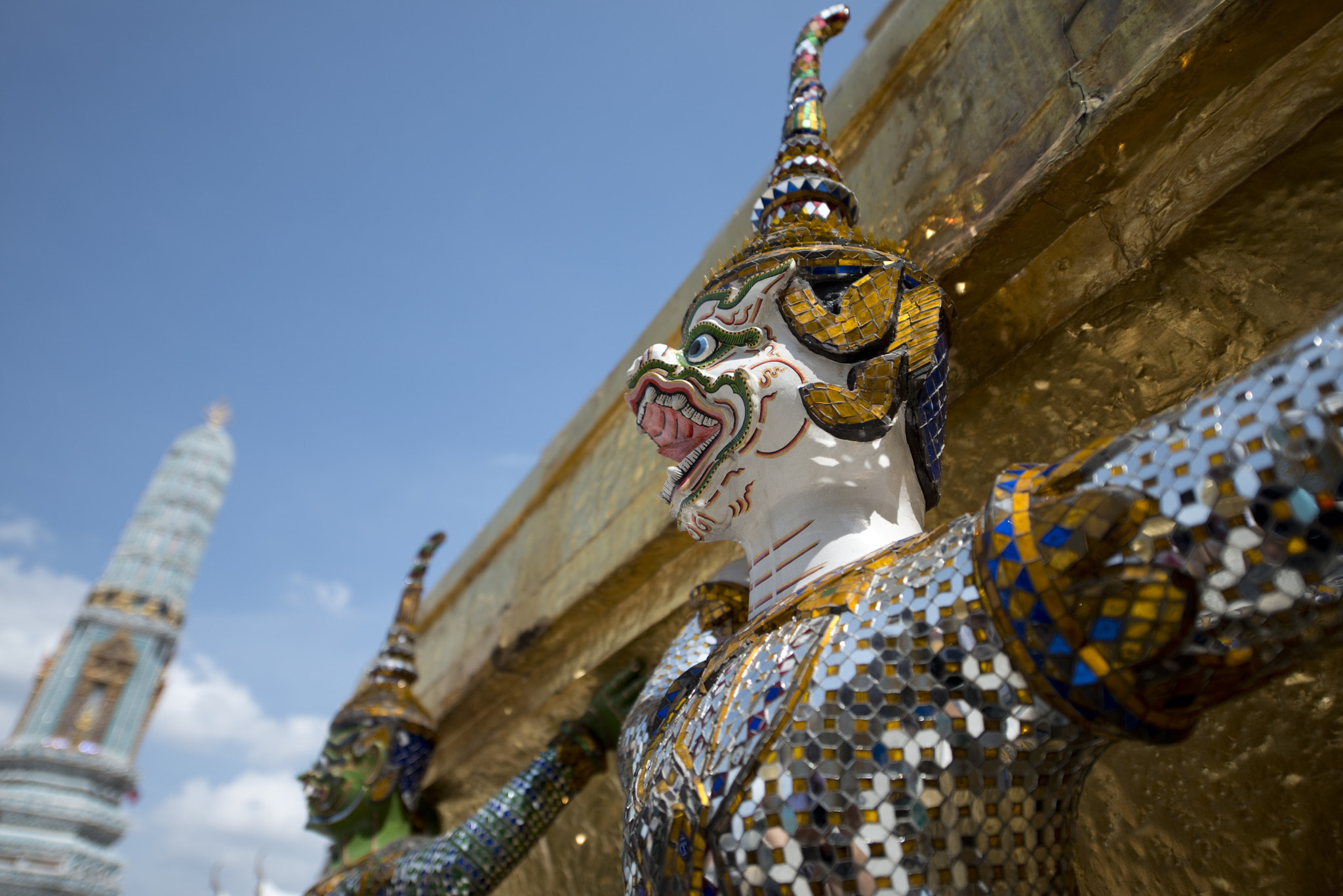 FSA-L2, EDG 65, 800mm F13 G sample photo. Thai palace photography