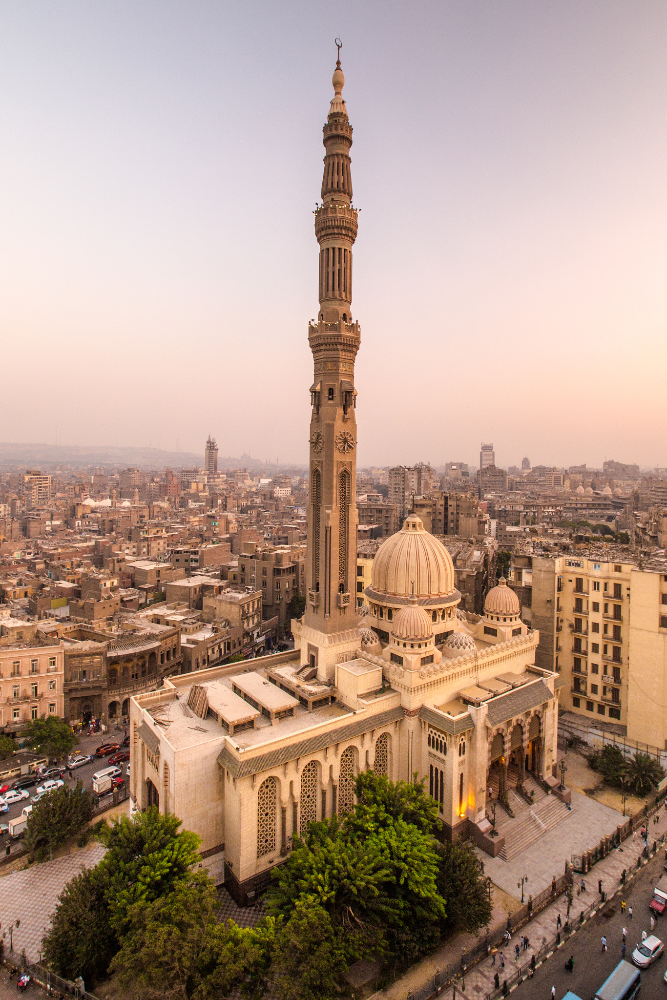 Sigma 10-20mm F3.5 EX DC HSM sample photo. Masjid al fathh at ramsis square - cairo. egypt photography