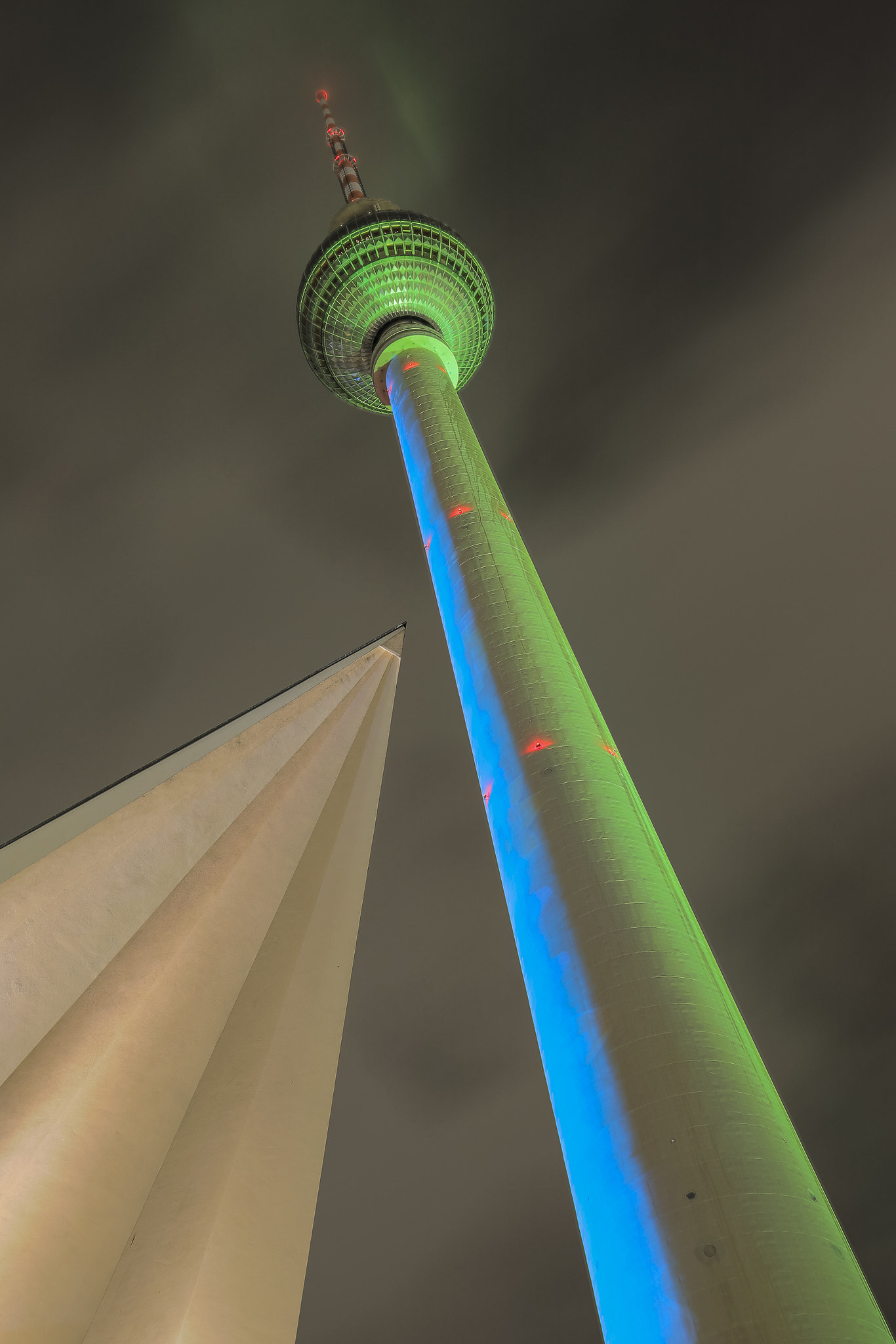Canon EF 16-35mm F4L IS USM sample photo. Tv tower photography