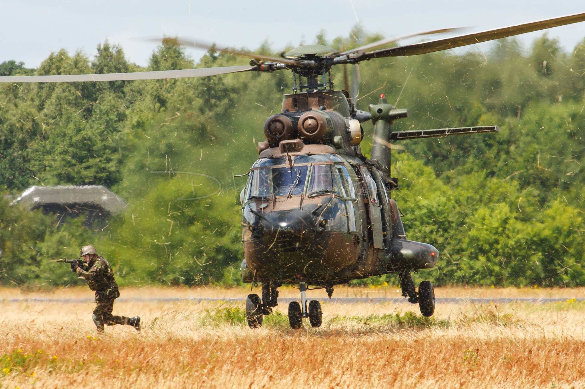 Canon EOS 40D + Canon EF 70-200mm F2.8L USM sample photo. Royal netherlands air force as532u2 cougar s-438 photography