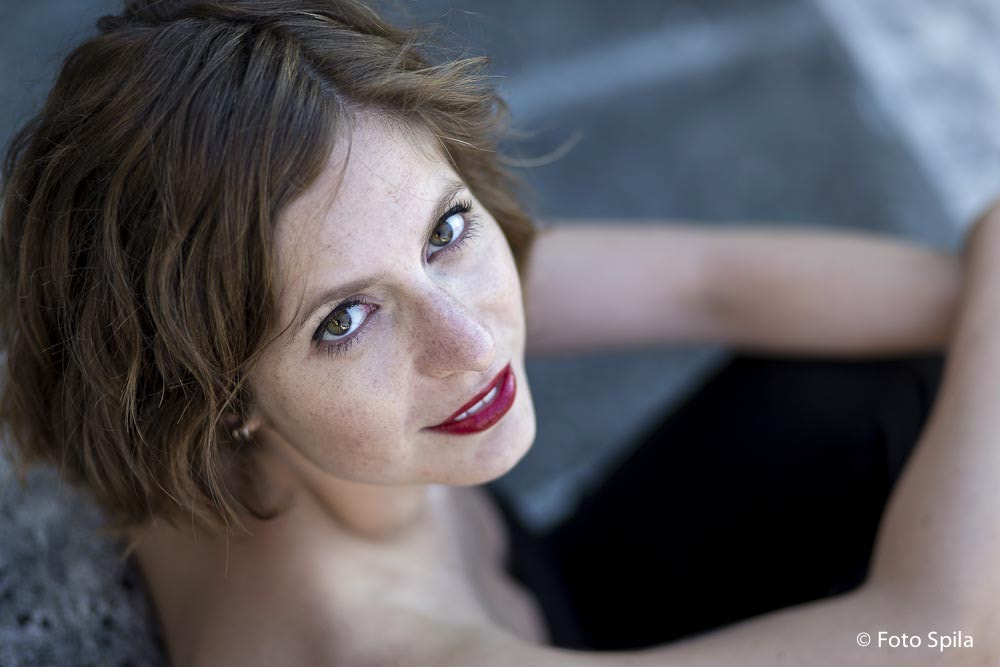 Canon EF 85mm F1.8 USM sample photo. Vittoria photography