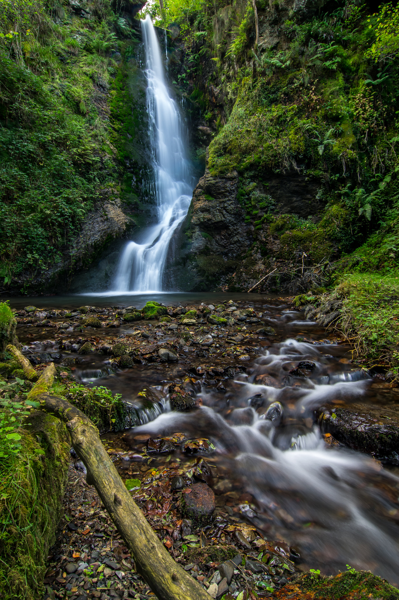 Pentax K-3 + Pentax smc DA 12-24mm F4.0 ED AL (IF) sample photo. Cascade de pan photography