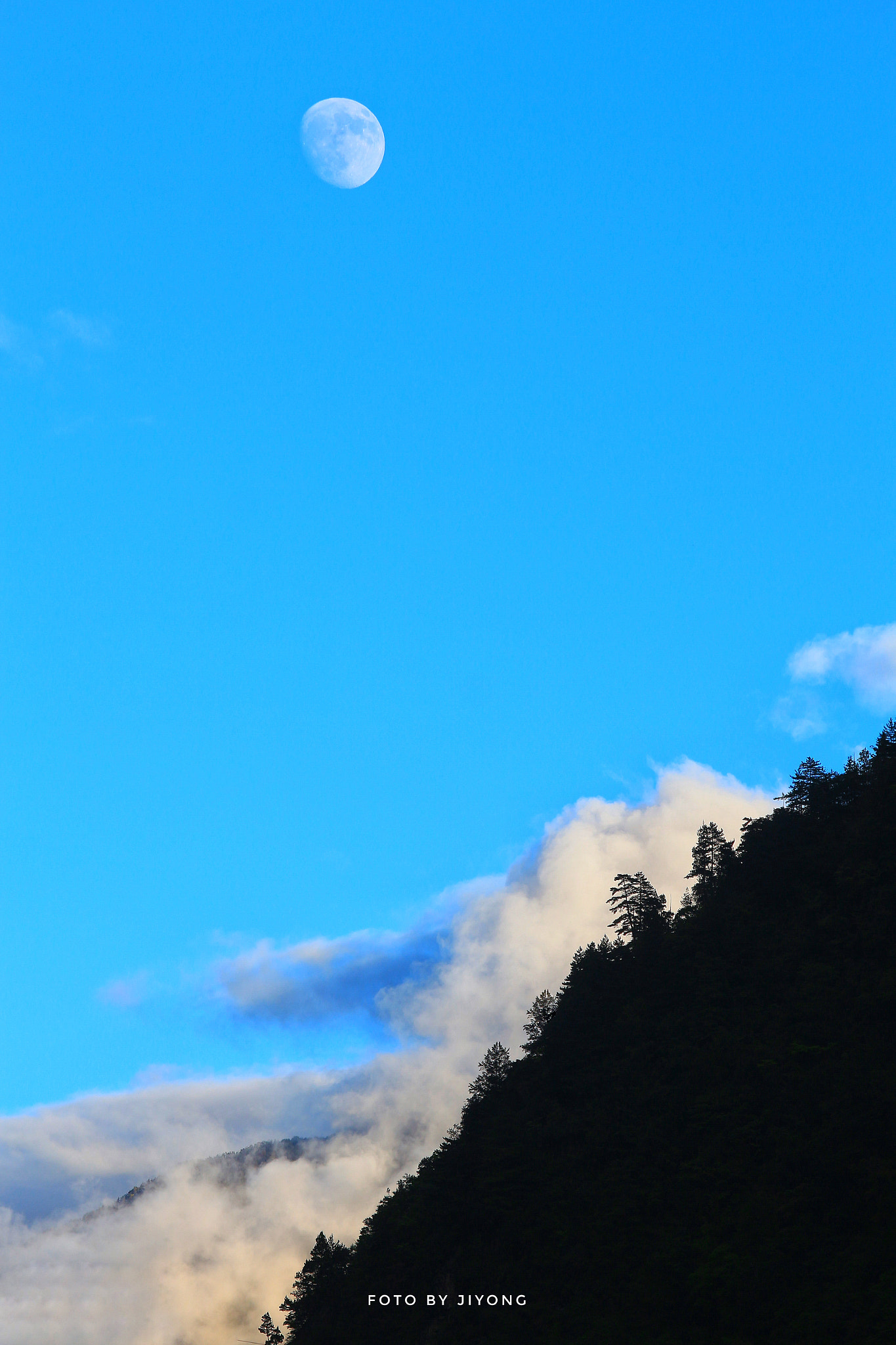 Canon EOS M sample photo. Moon photography
