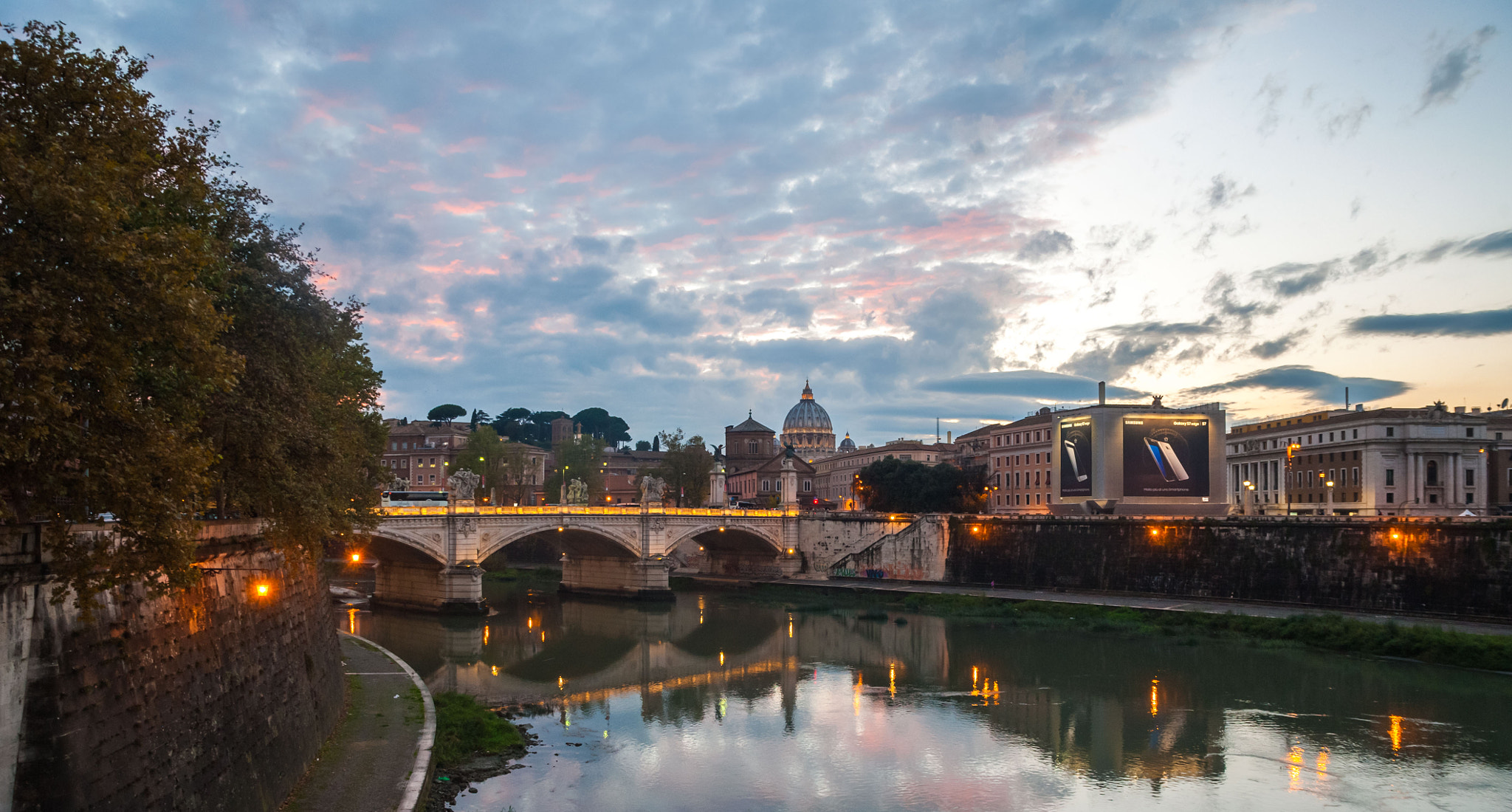 Nikon D700 + Sigma 24-60mm F2.8 EX DG sample photo. Rome sunset photography