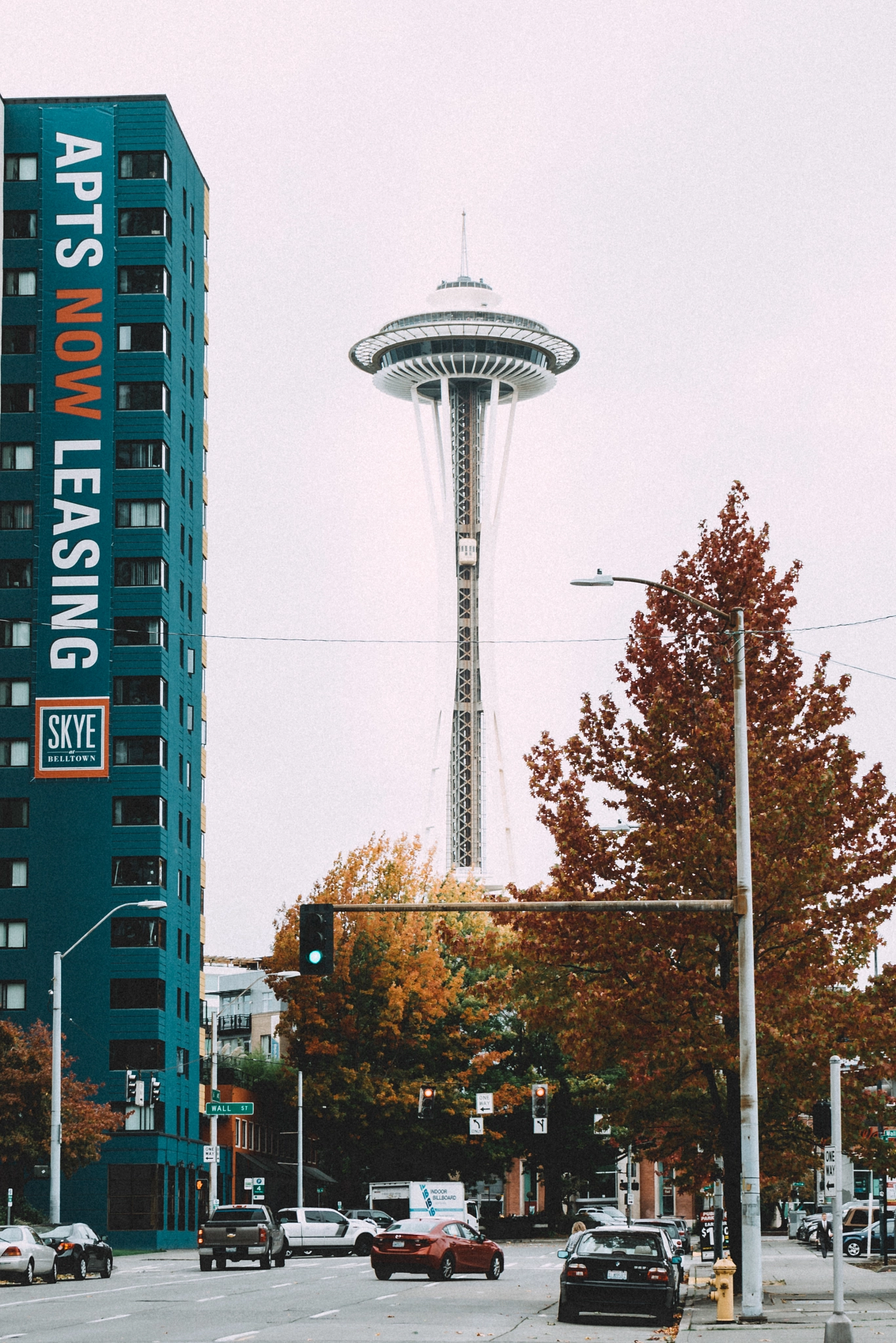 Sony a7R II + Sony FE 28-70mm F3.5-5.6 OSS sample photo. From below photography