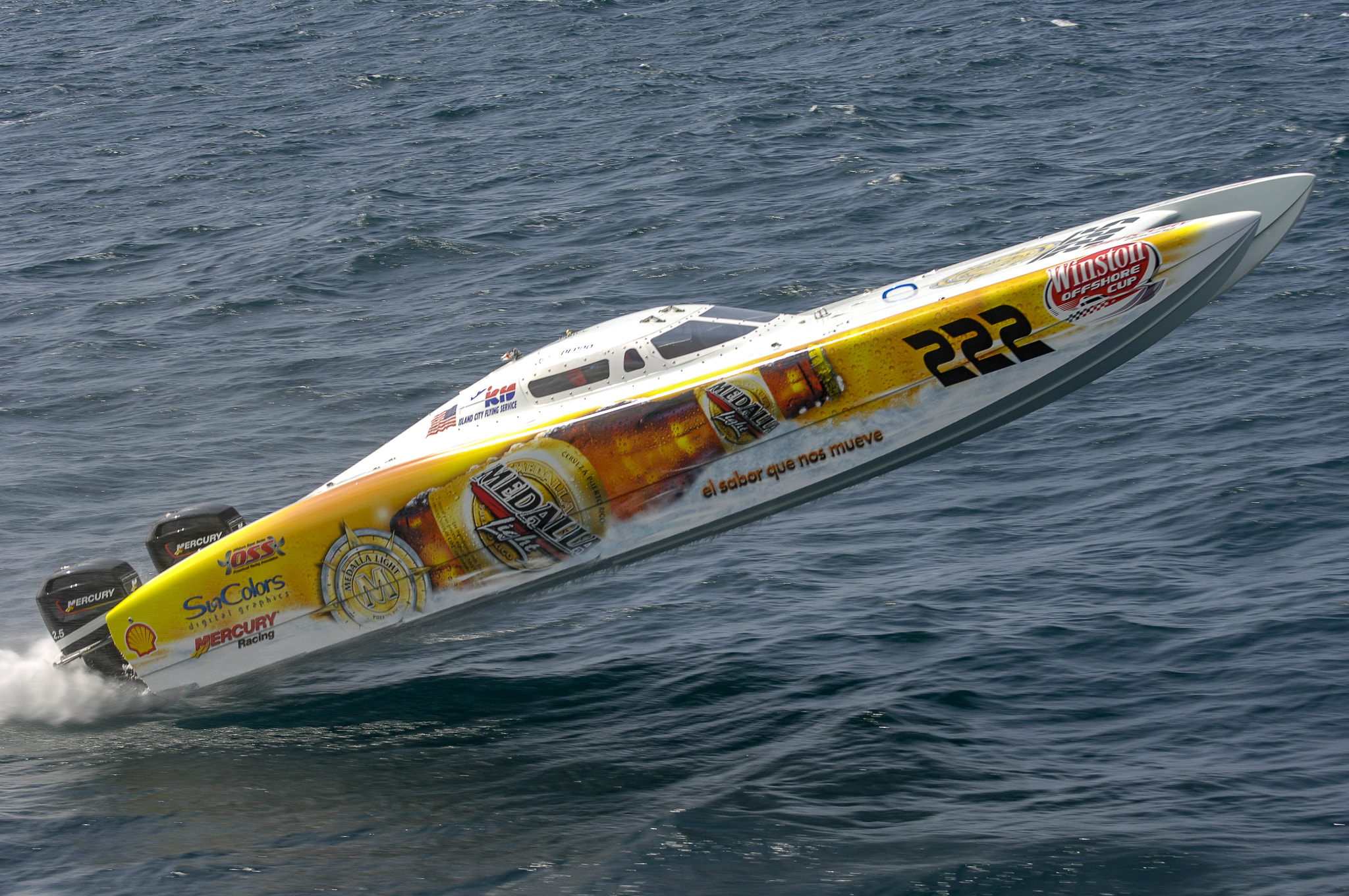 Nikon D2X sample photo. Offshore powerboat 2 photography