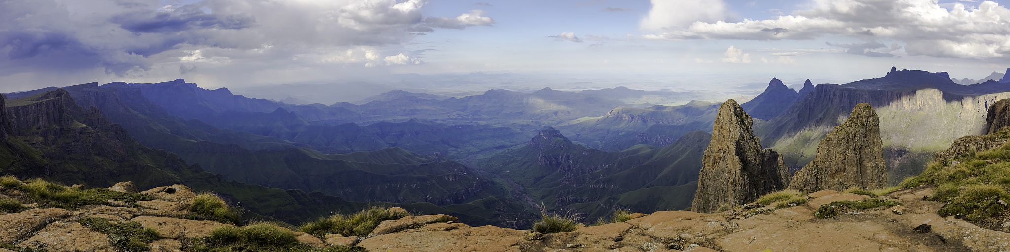 Canon EOS 5DS R + Canon EF 16-35mm F4L IS USM sample photo. Pinnacles  edge photography
