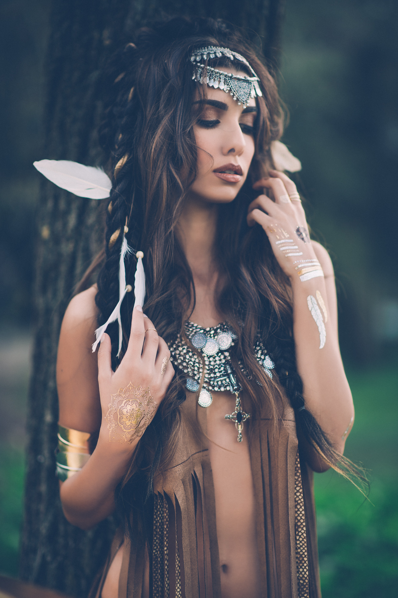 Nikon D5 + Nikon AF-S Nikkor 85mm F1.4G sample photo. Gypsy photography