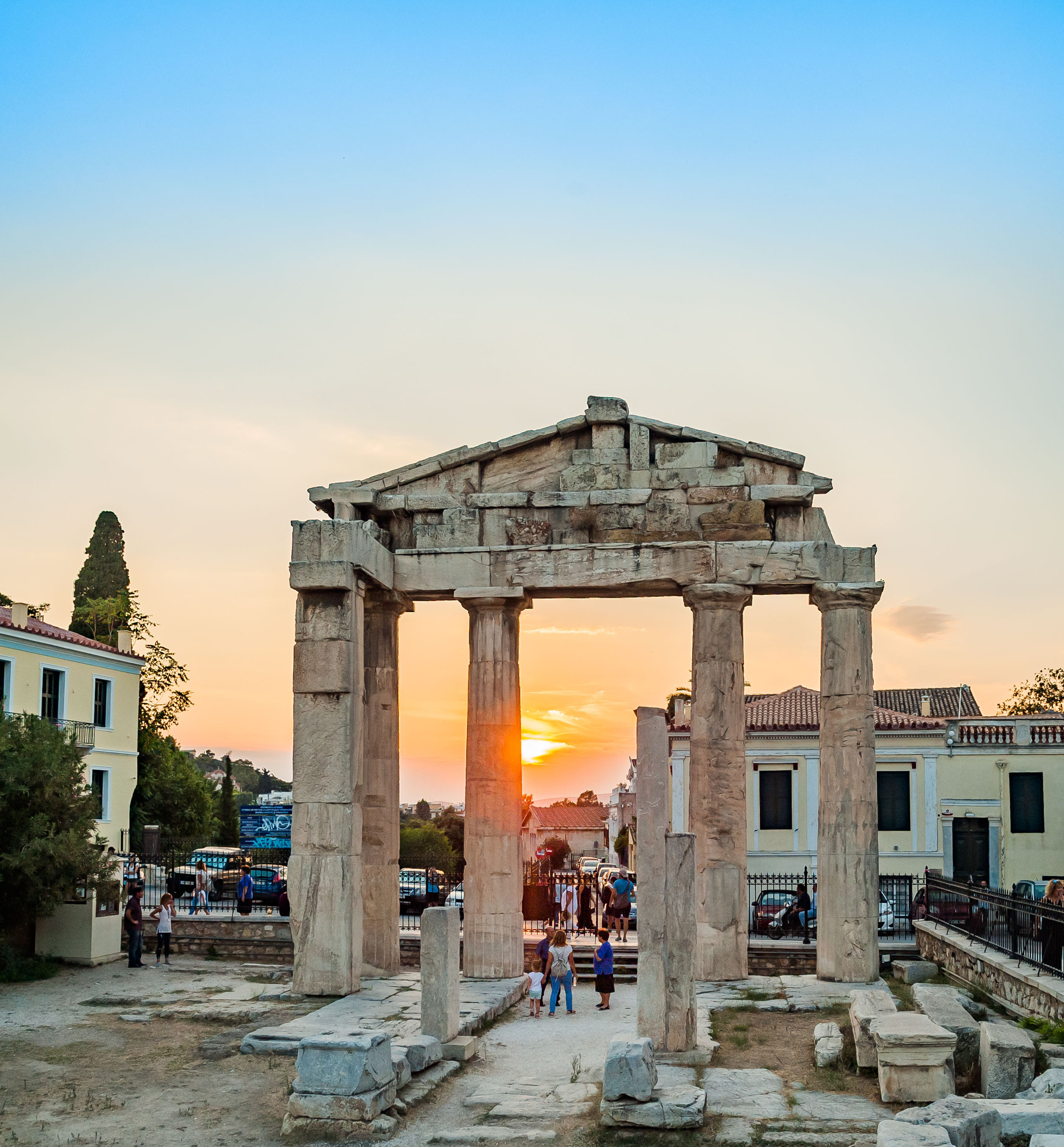 Nikon D700 + Sigma 24-60mm F2.8 EX DG sample photo. Walking in athens photography