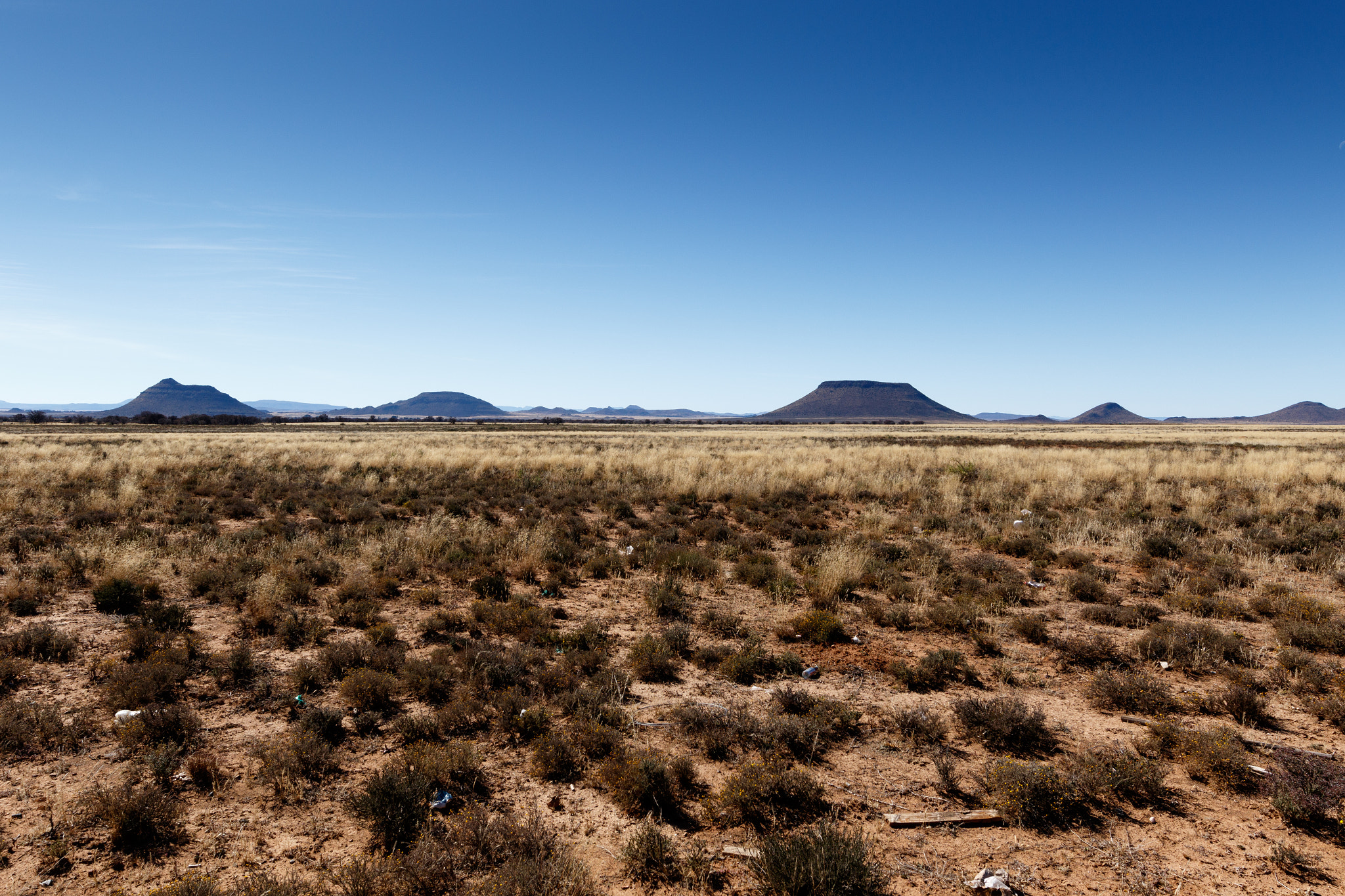 Canon EF 300mm f/2.8L sample photo. Mountains with blue sky and yellow fields - cradock  photography