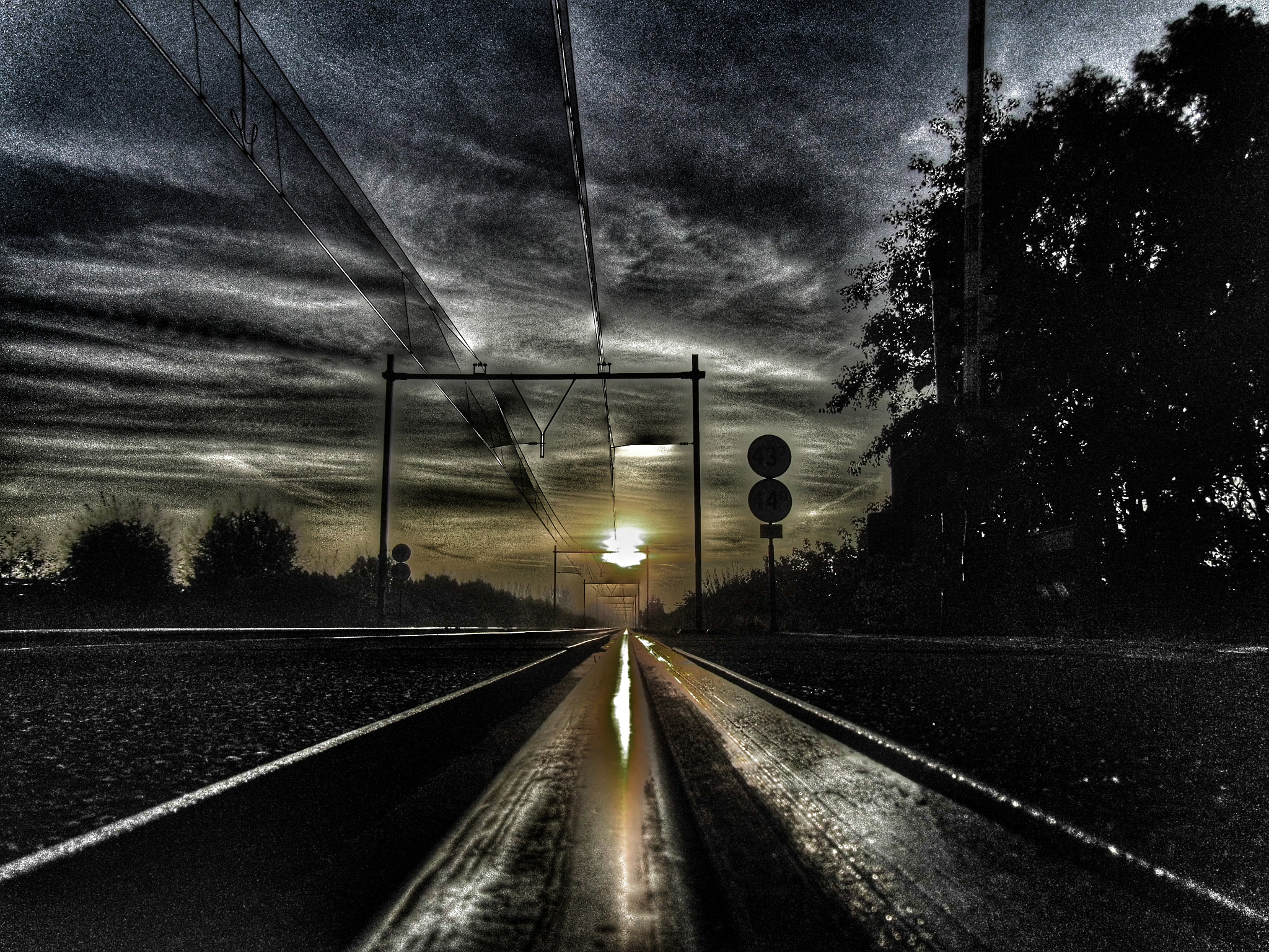 MEDION MD86929 sample photo. Sun and the rail photography