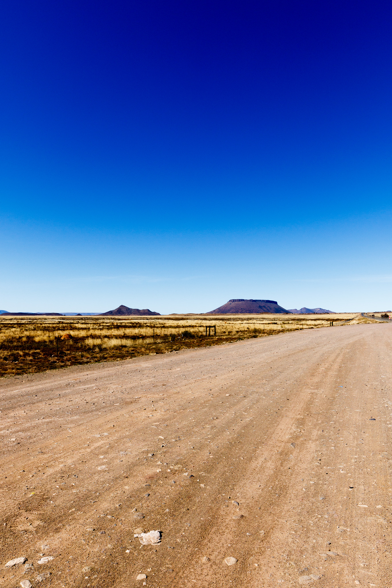 Canon EF 300mm f/2.8L sample photo. Little table mountain view in cradock  photography