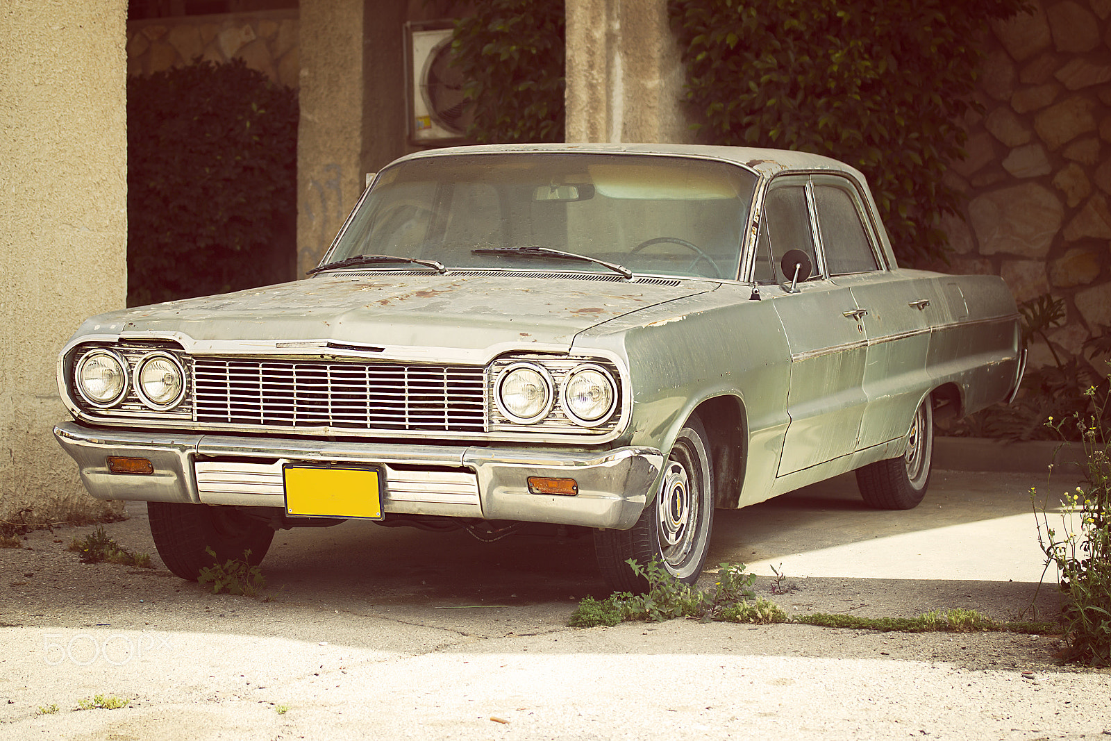 Canon EF-S 60mm F2.8 Macro USM sample photo. Old car chevrolet impala photography