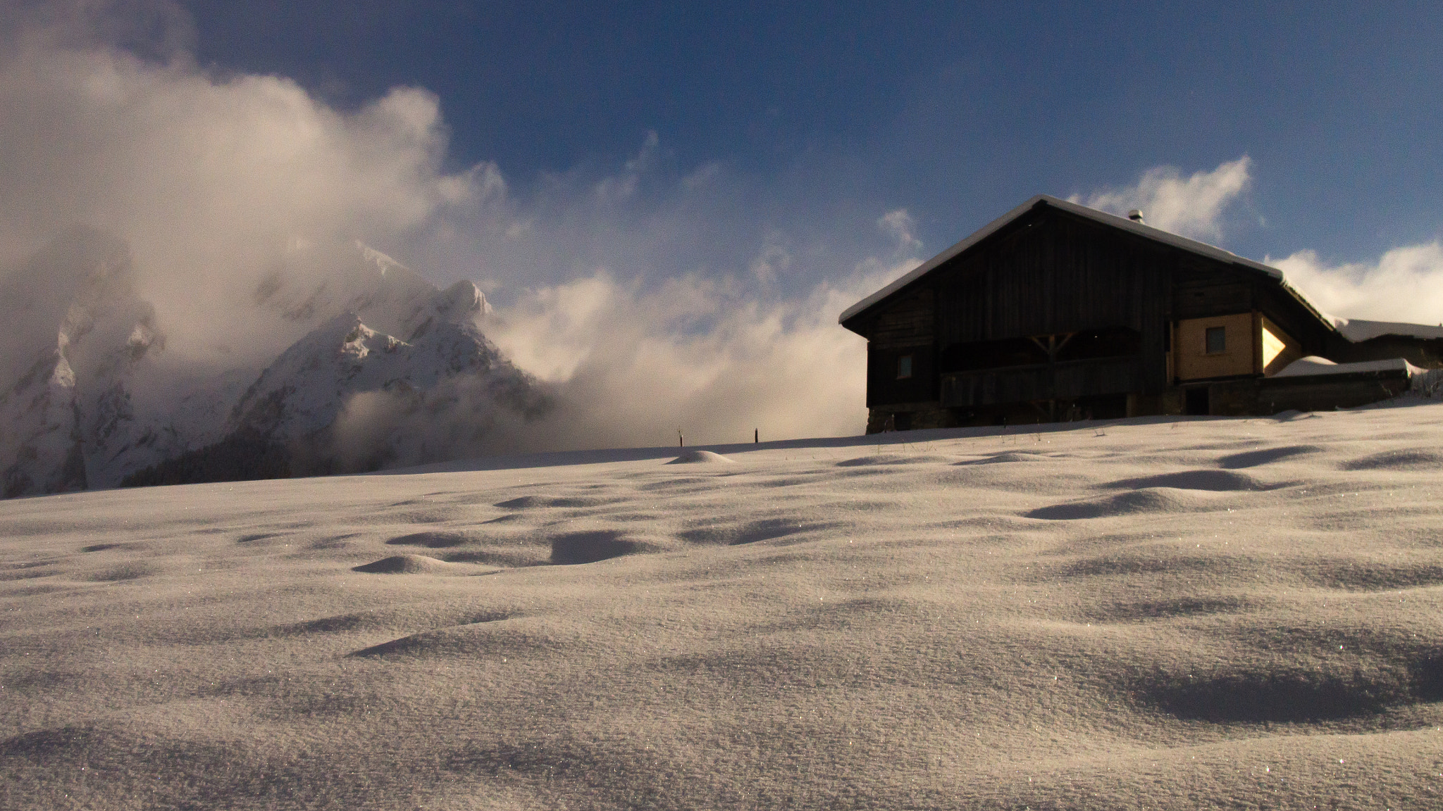 Olympus M.Zuiko Digital 14-42mm F3.5-5.6 II R sample photo. Chalet solitaire dans les aravis photography