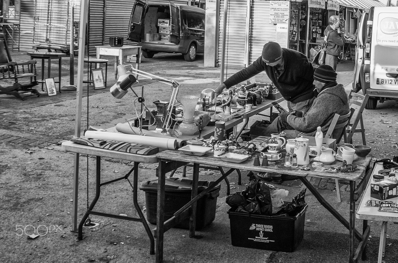 Sigma 17-70mm F2.8-4 DC Macro OS HSM sample photo. Market day photography