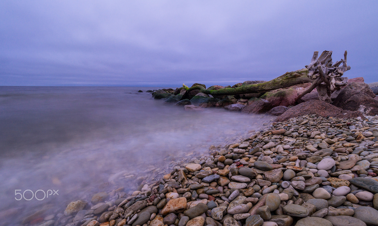 Olympus OM-D E-M5 + Olympus M.Zuiko Digital ED 7-14mm F2.8 PRO sample photo. Autumn mood. photography