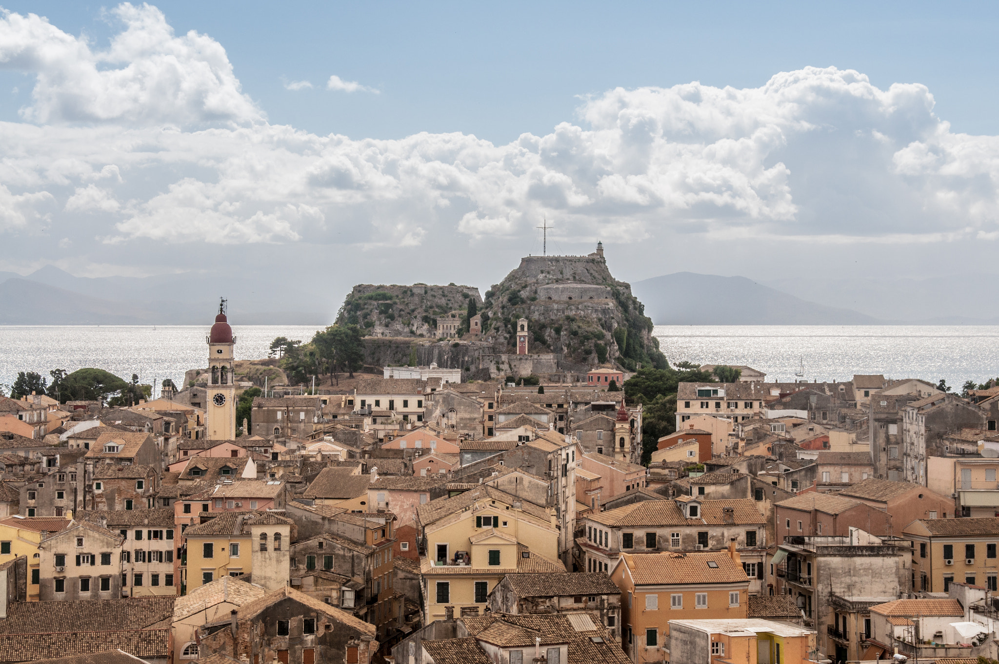 Sigma 28-300mm F3.5-6.3 DG Macro sample photo. Corfu old town photography