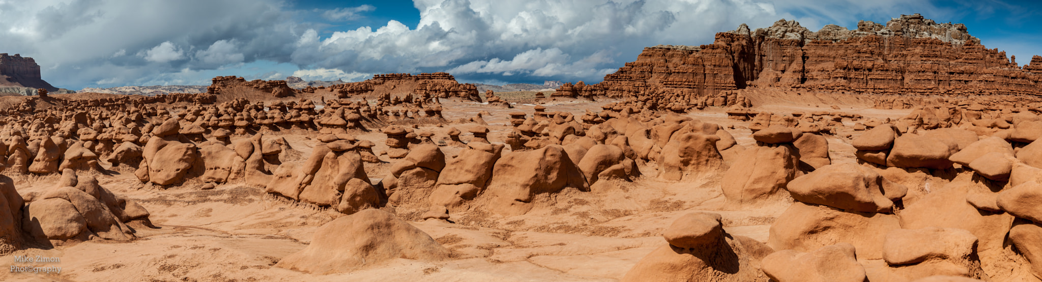 Pentax K10D sample photo. Goblin valley pano photography