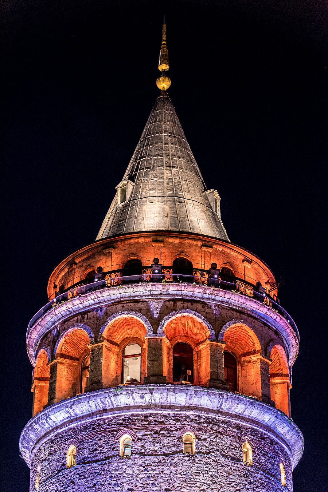 Nikon D750 + Sigma 18-200mm F3.5-6.3 DC OS HSM sample photo. Galata tower photography