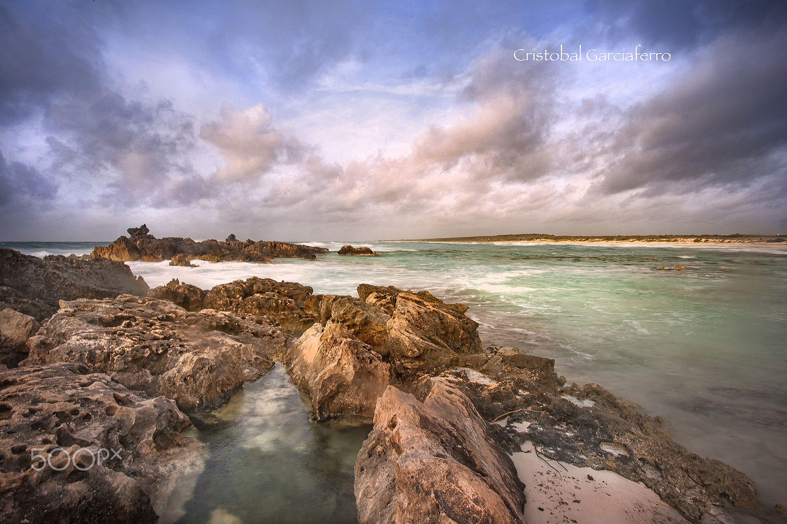Canon EOS-1Ds Mark II + Canon EF 16-35mm F2.8L USM sample photo. The mexican caribbean sea in the morning photography