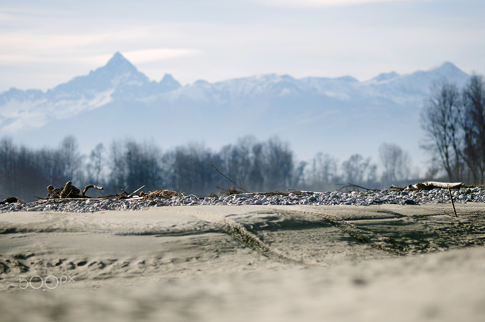 AF Nikkor 85mm f/1.8 sample photo. Monviso photography