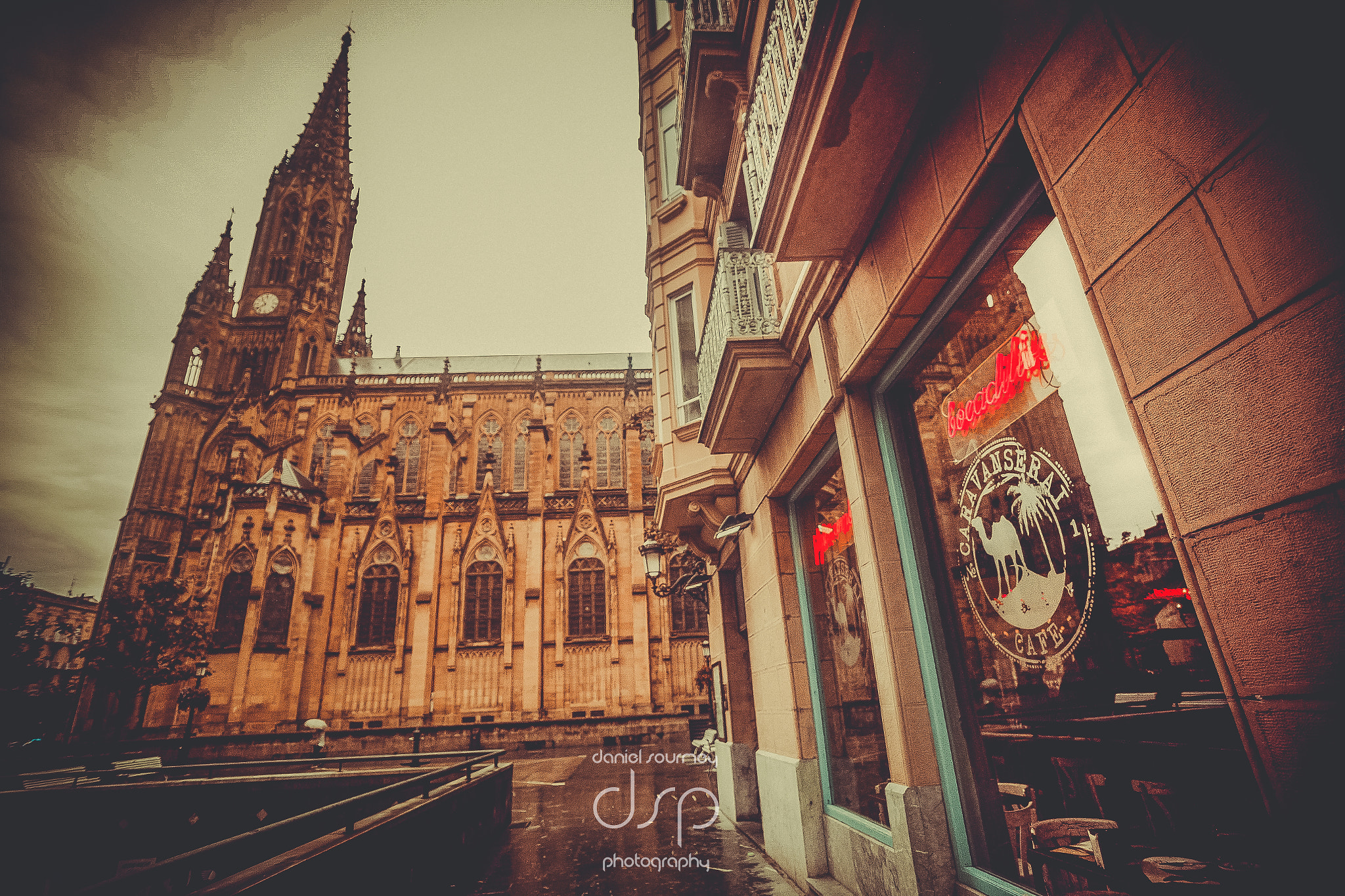 Sigma 17-35mm f/2.8-4 EX DG Aspherical HSM sample photo. #caravan photography