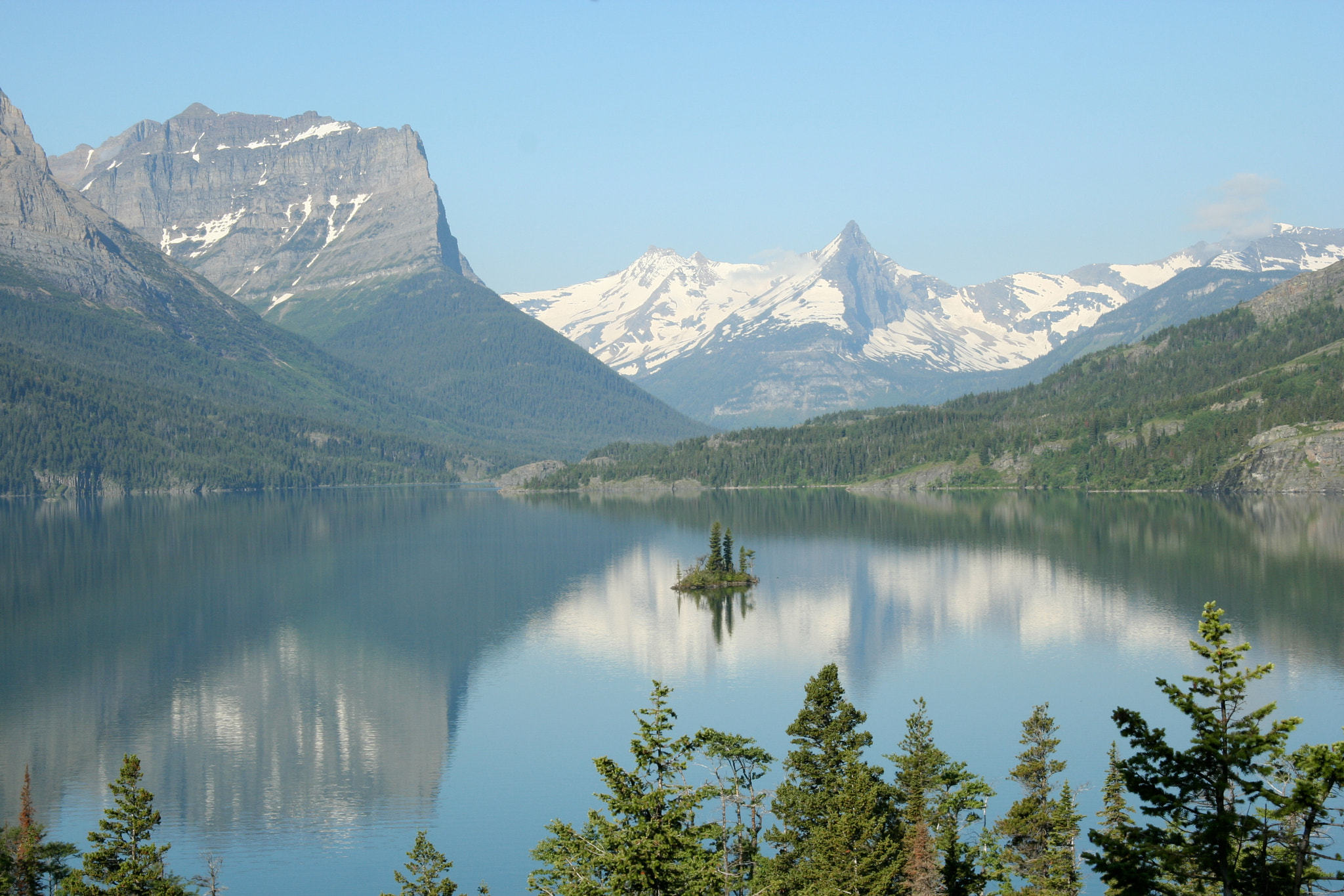 Canon EF-S 17-85mm F4-5.6 IS USM sample photo. Wild goose island, saint mary lake, glacier photography