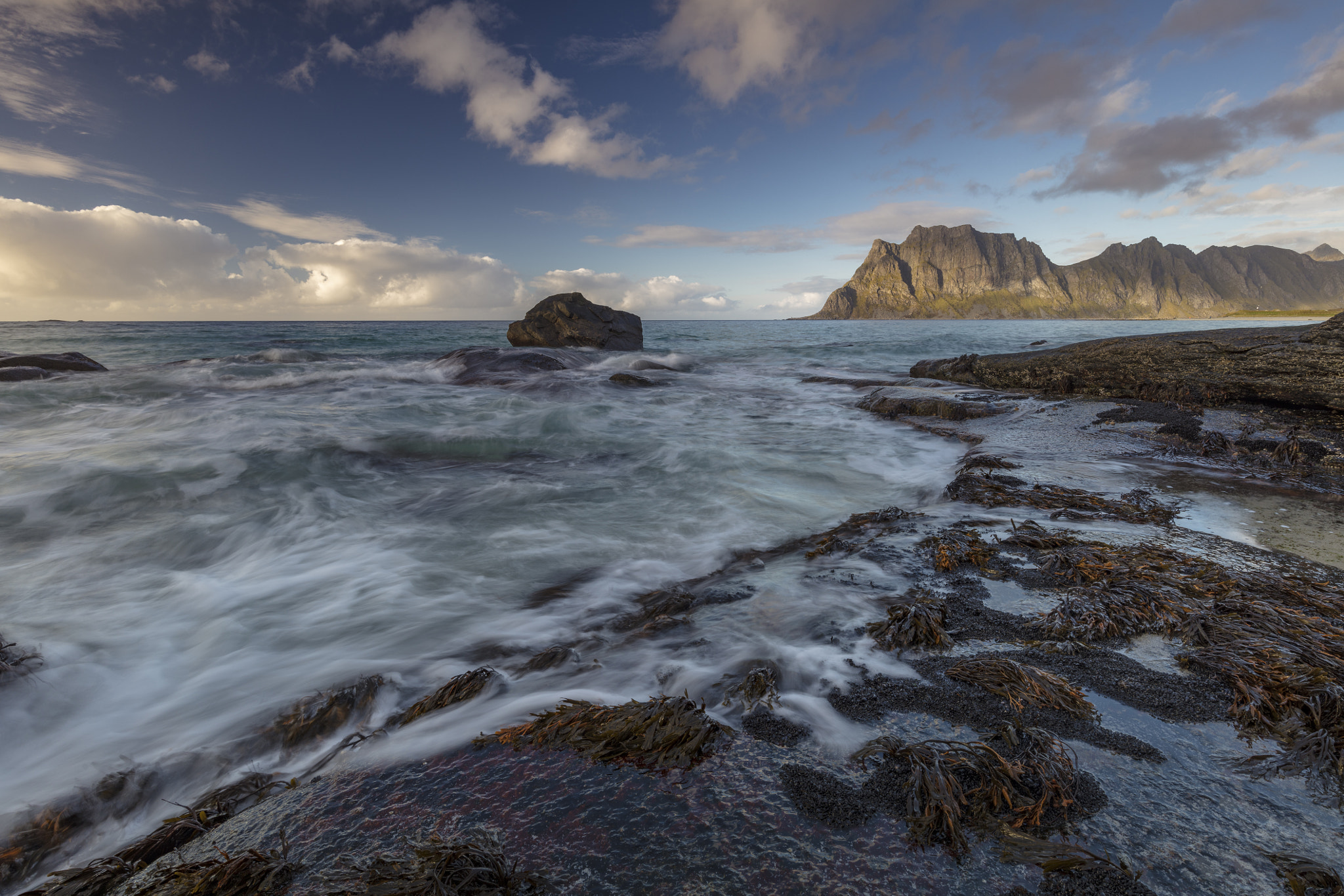 Canon EOS 5DS R + Canon EF 16-35mm F4L IS USM sample photo. Inspiration photography