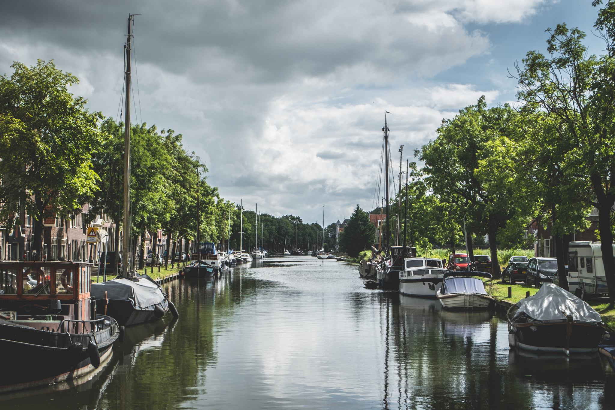 Fujifilm XC 16-50mm F3.5-5.6 OIS sample photo. Edam - cheese and boats photography