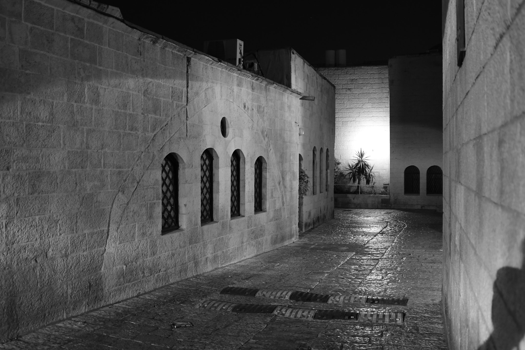 Tamron SP 24-70mm F2.8 Di VC USD sample photo. In the jewish quarter photography