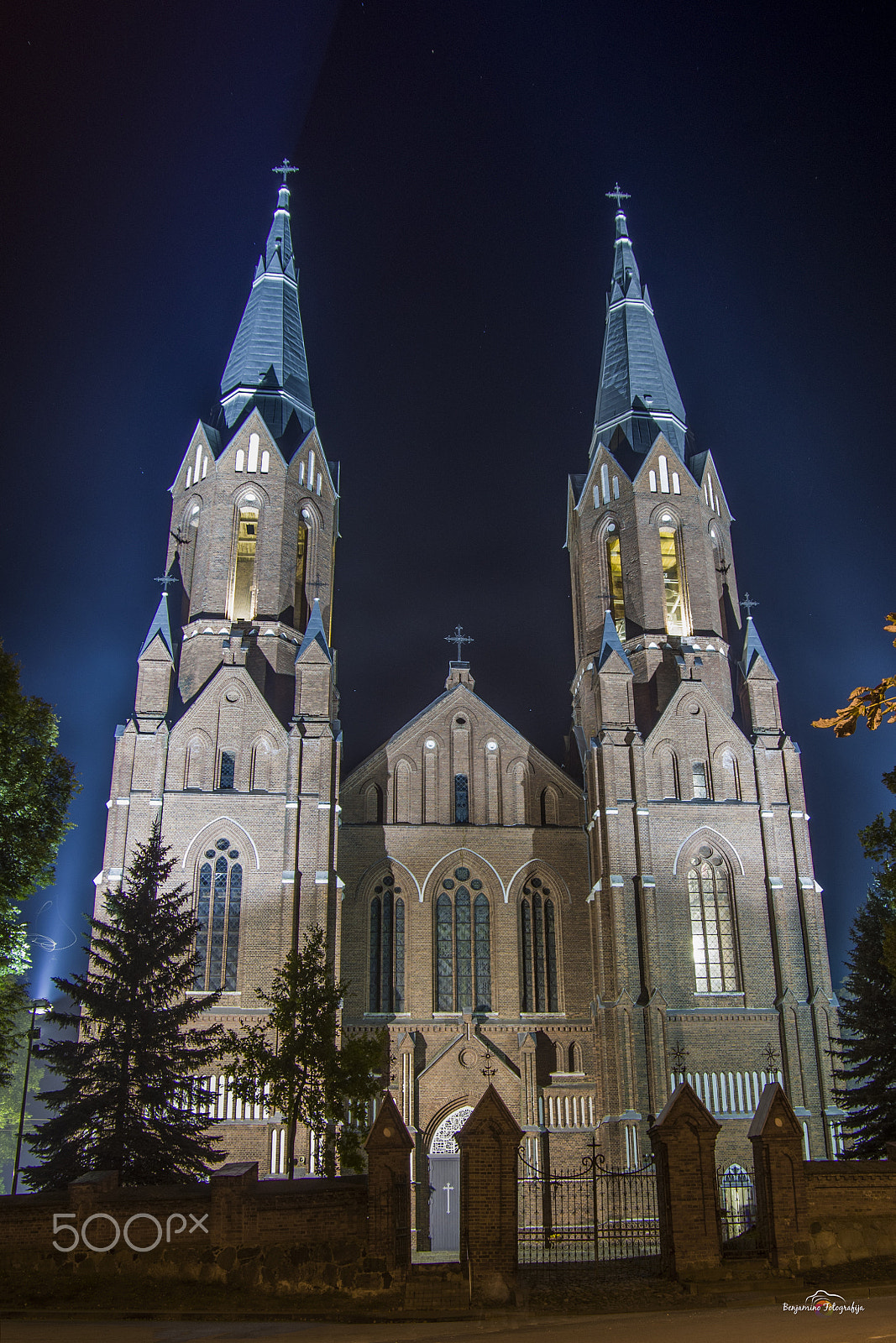 Pentax K-5 II sample photo. Anykščių Šv. apaštalo evangelisto mato bažnyčia photography