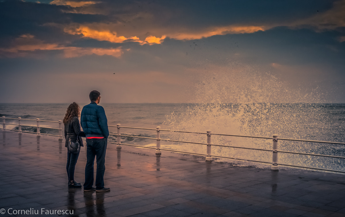 Panasonic Lumix DMC-G5 + Panasonic Lumix G 20mm F1.7 ASPH sample photo. Looking at the sea photography