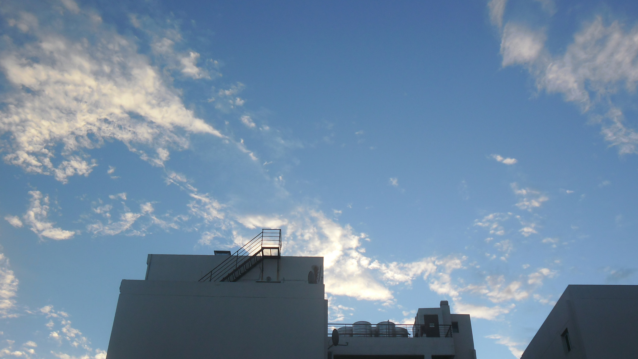 Samsung ES80/ ES81 sample photo. Sky iiii photography