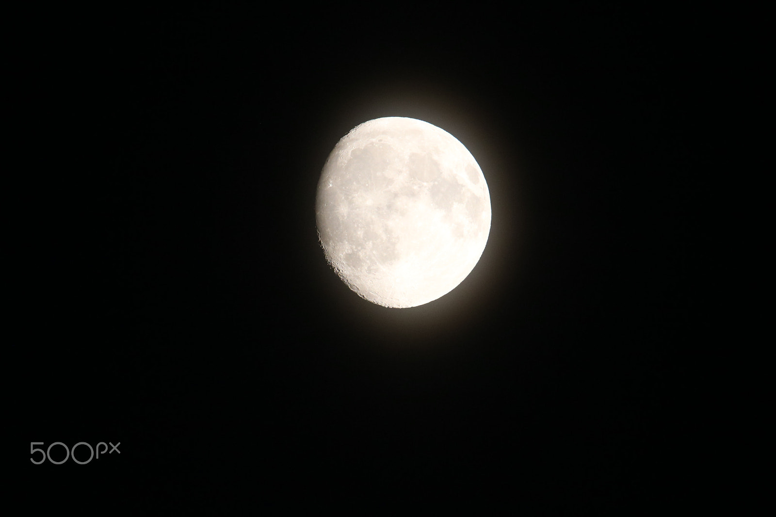 Tamron SP 150-600mm F5-6.3 Di VC USD sample photo. Moon photography