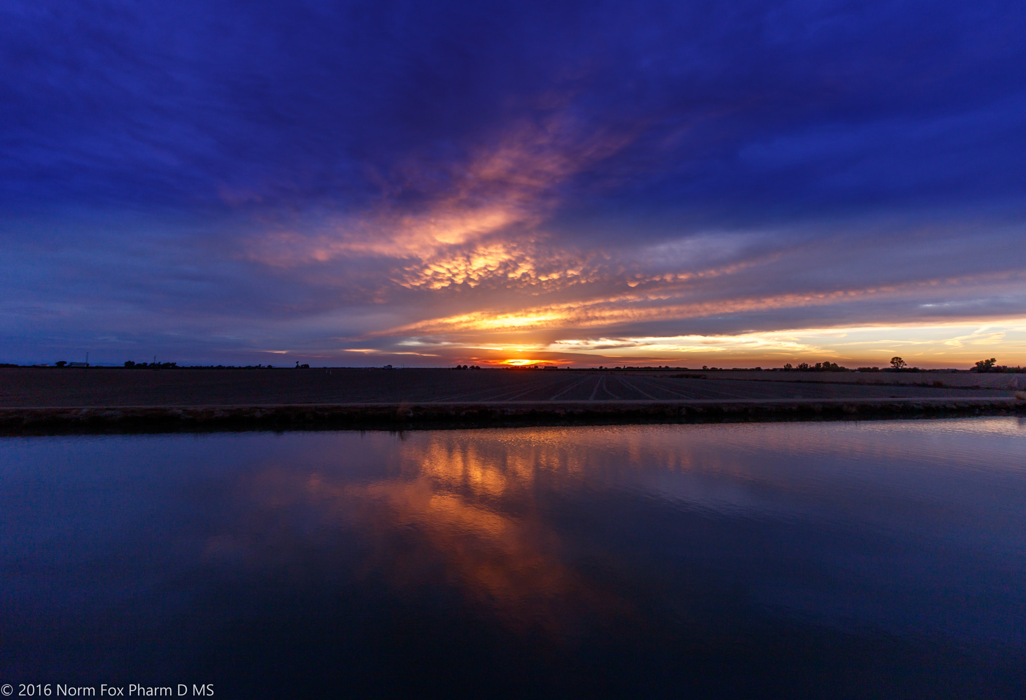 Canon EOS 760D (EOS Rebel T6s / EOS 8000D) sample photo. Sunrise over the canal photography