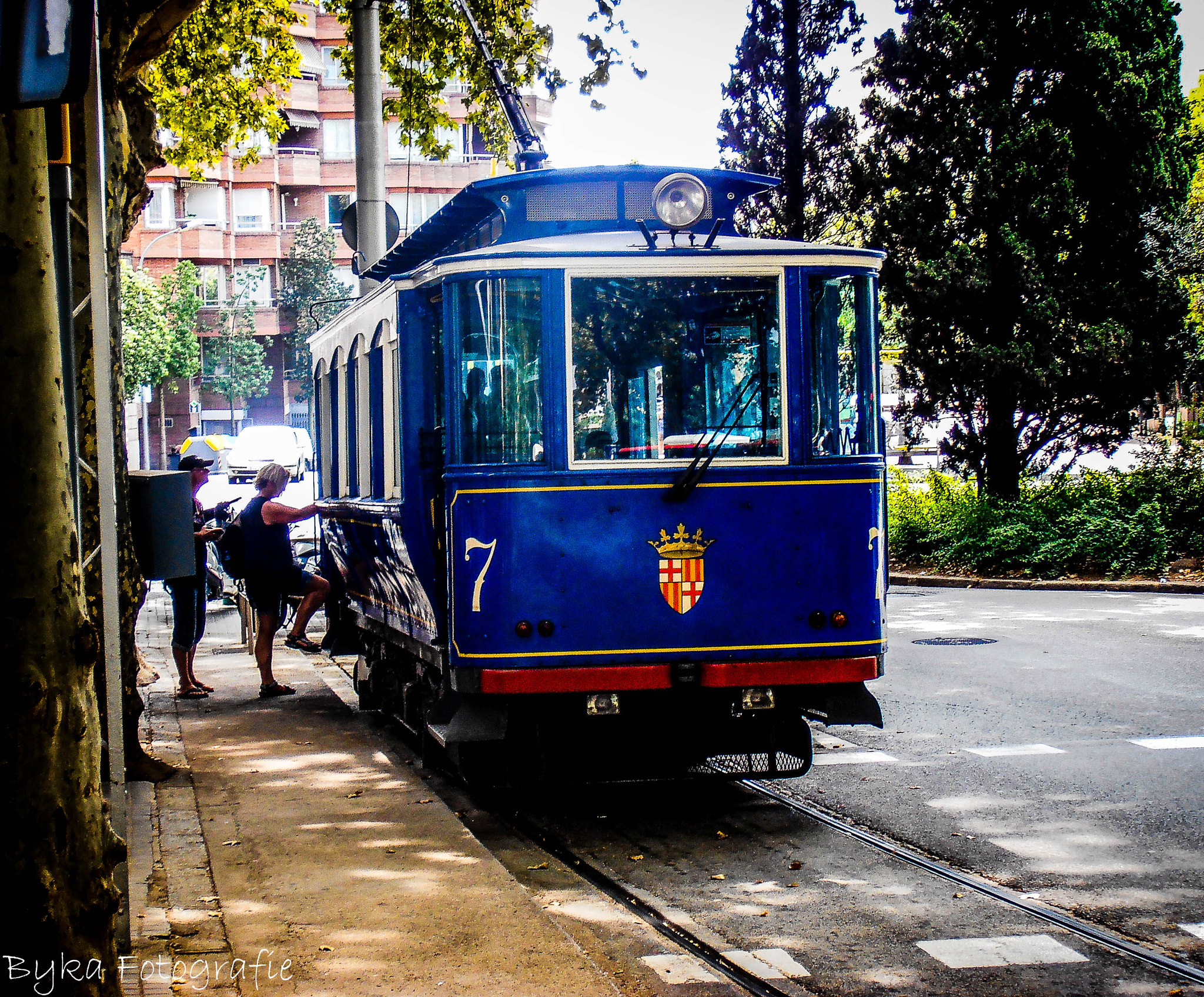 Olympus VR310,D720 sample photo. Tramvia blau photography