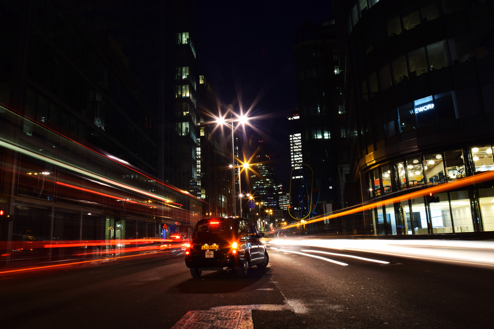 Sigma 17-35mm F2.8-4 EX DG  Aspherical HSM sample photo. Night life photography