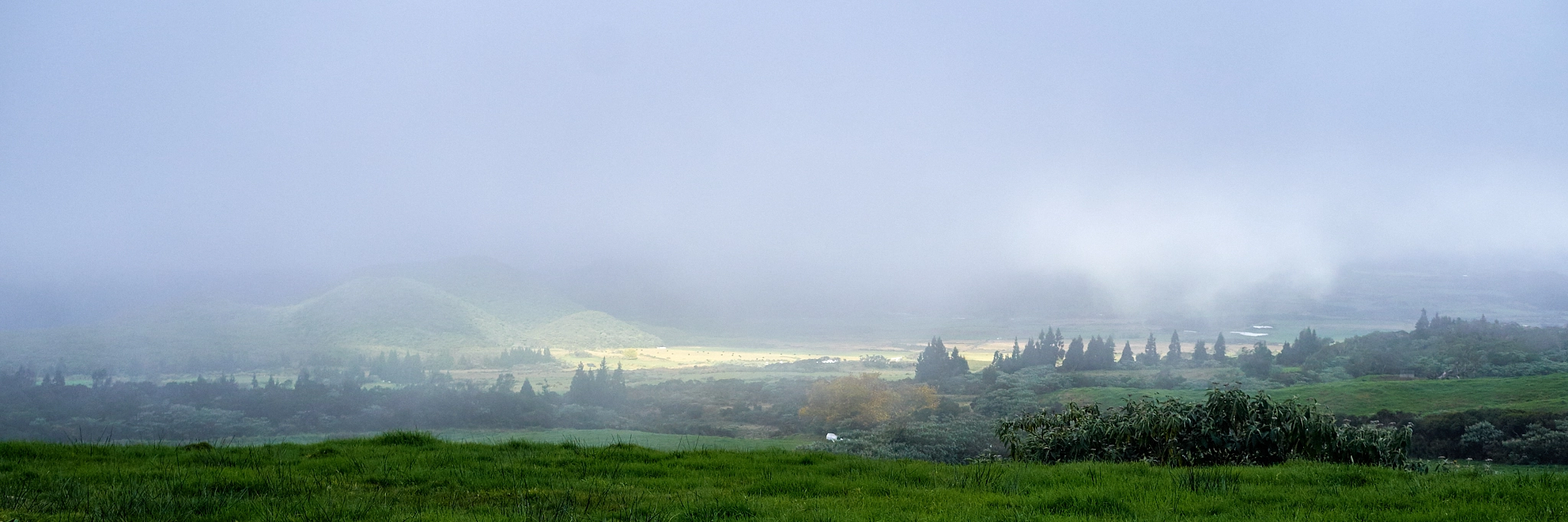 Fujifilm X-E1 + Fujifilm XF 27mm F2.8 sample photo. Break in the weather photography