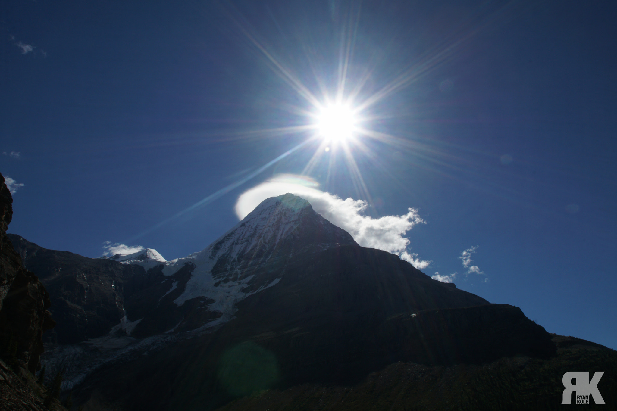 Sony ILCA-77M2 + DT 10-24mm F3.5-4.5 SAM sample photo. Mount robson photography