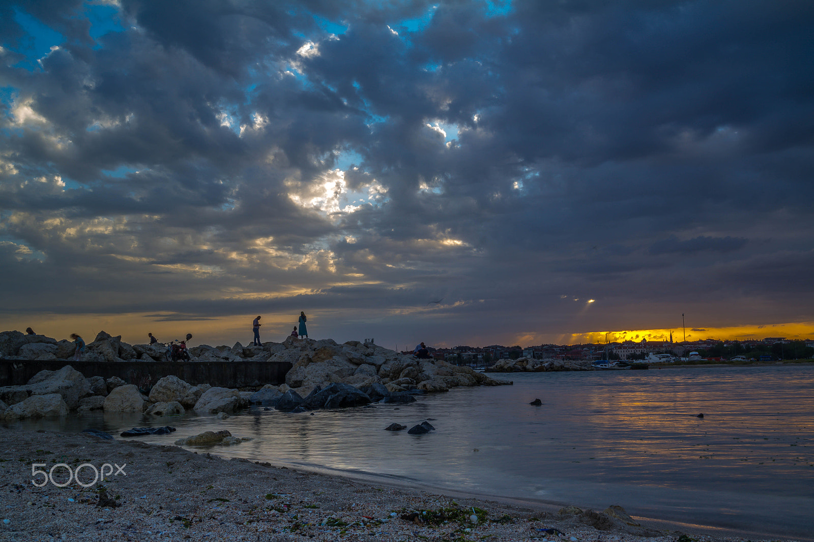 Samsung NX 12-24mm F4-5.6 ED sample photo. Sunset photography