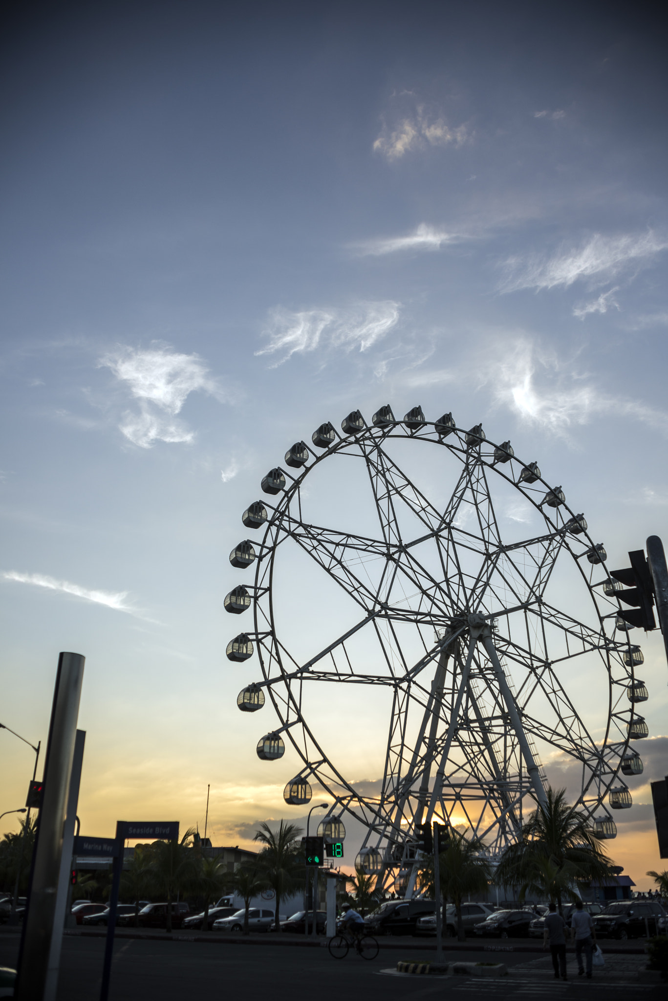 AF Zoom-Nikkor 28-85mm f/3.5-4.5 sample photo. Manila bay photography